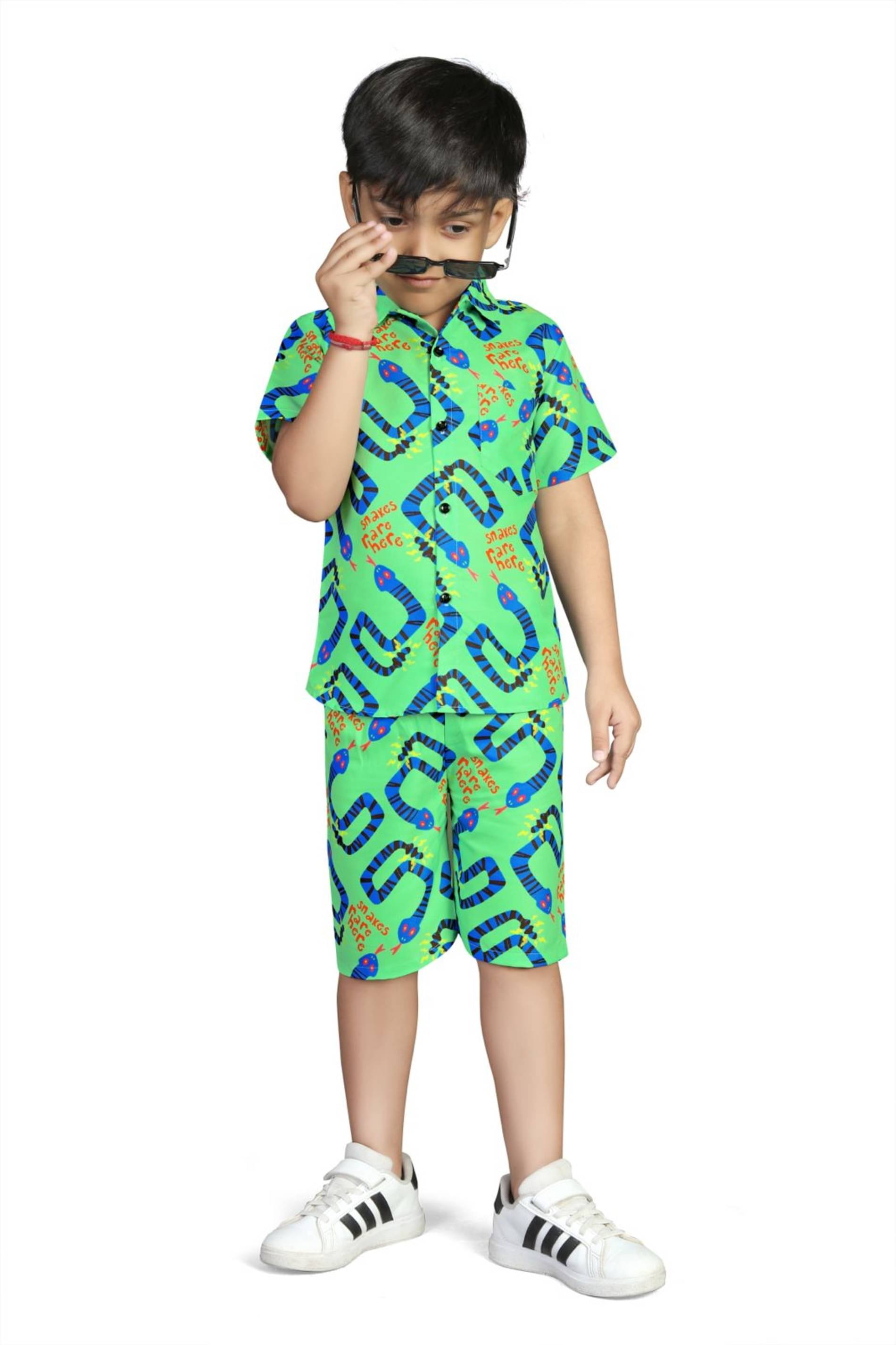     			Formulate clothing Pack of 1 Boys Cotton Blend Shirt & Shorts Set ( Green )