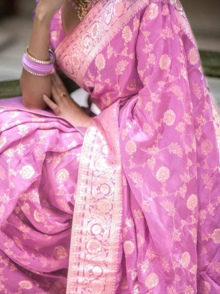     			JINAL & JINAL Silk Blend Woven Banarasi saree With Unstitched Blouse Piece ( Pink )
