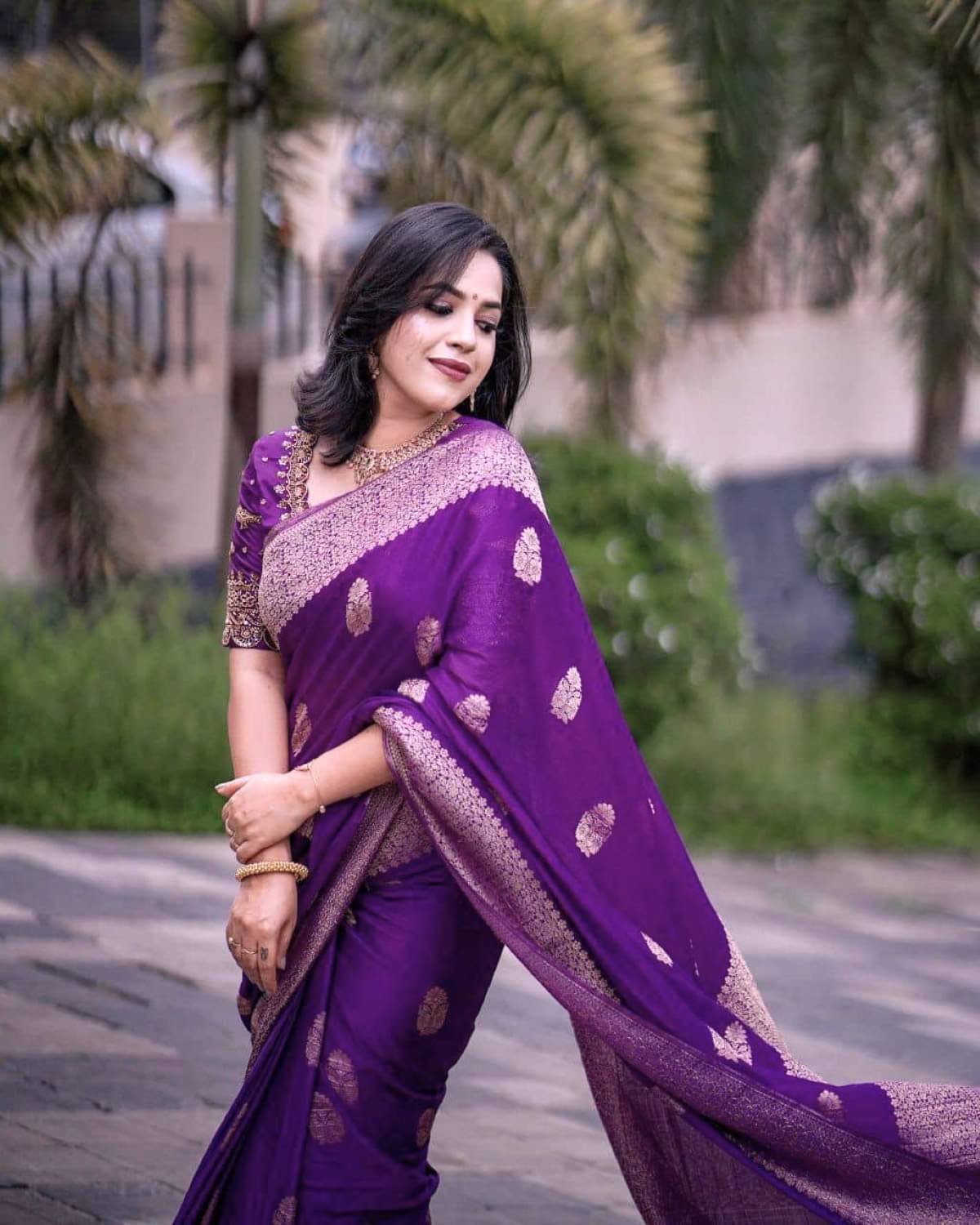 Rv fashion Cotton Silk Printed Banarasi saree With Unstitched Blouse Piece ( Purple ) Rv fashion Cotton Silk Printed Banarasi saree With Unstitched Blouse Piece ( Purple )