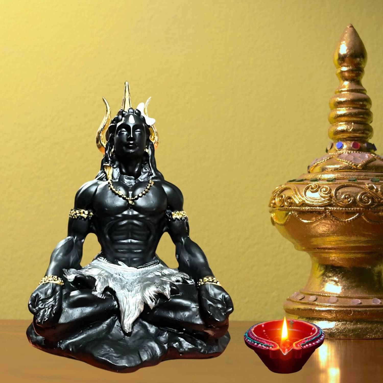     			Tiny Shiny Adiyogi Shiv Idol Statue Murti For Car Deshboard l Gift for Diwali Maha Shivratri Housewarming Birthday |  Mahadev Statue for Home Decor Pooja Room Office