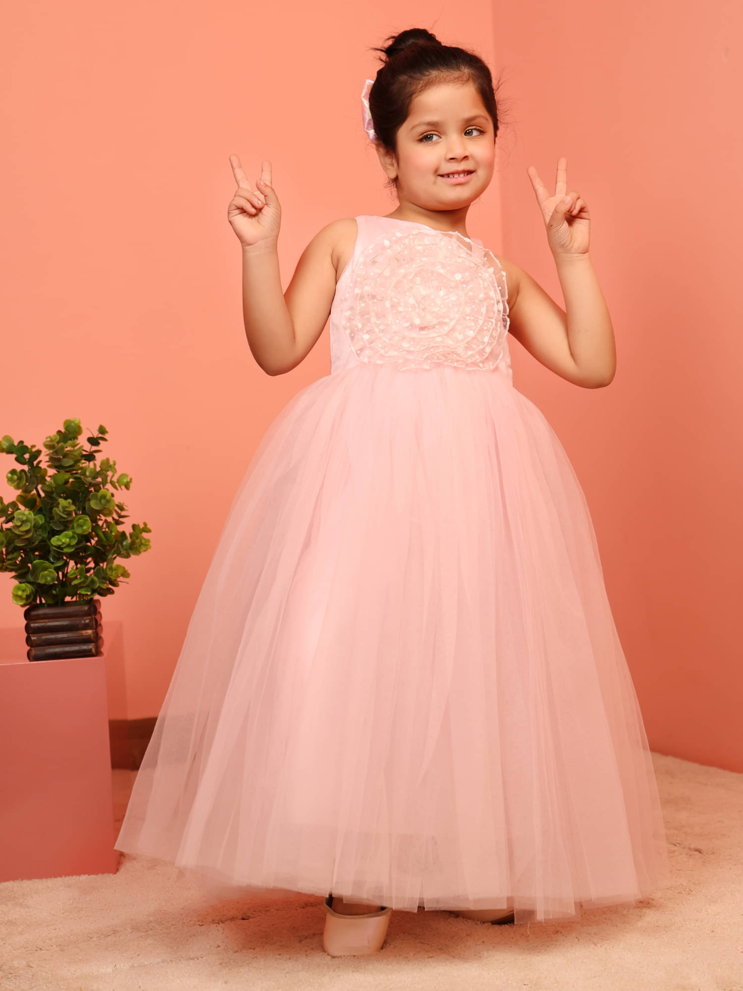 Toy Balloon Kids Net Gown For Girls ( Pack of 1 , Pink ) Toy Balloon Kids Net Gown For Girls ( Pack of 1 , Pink )