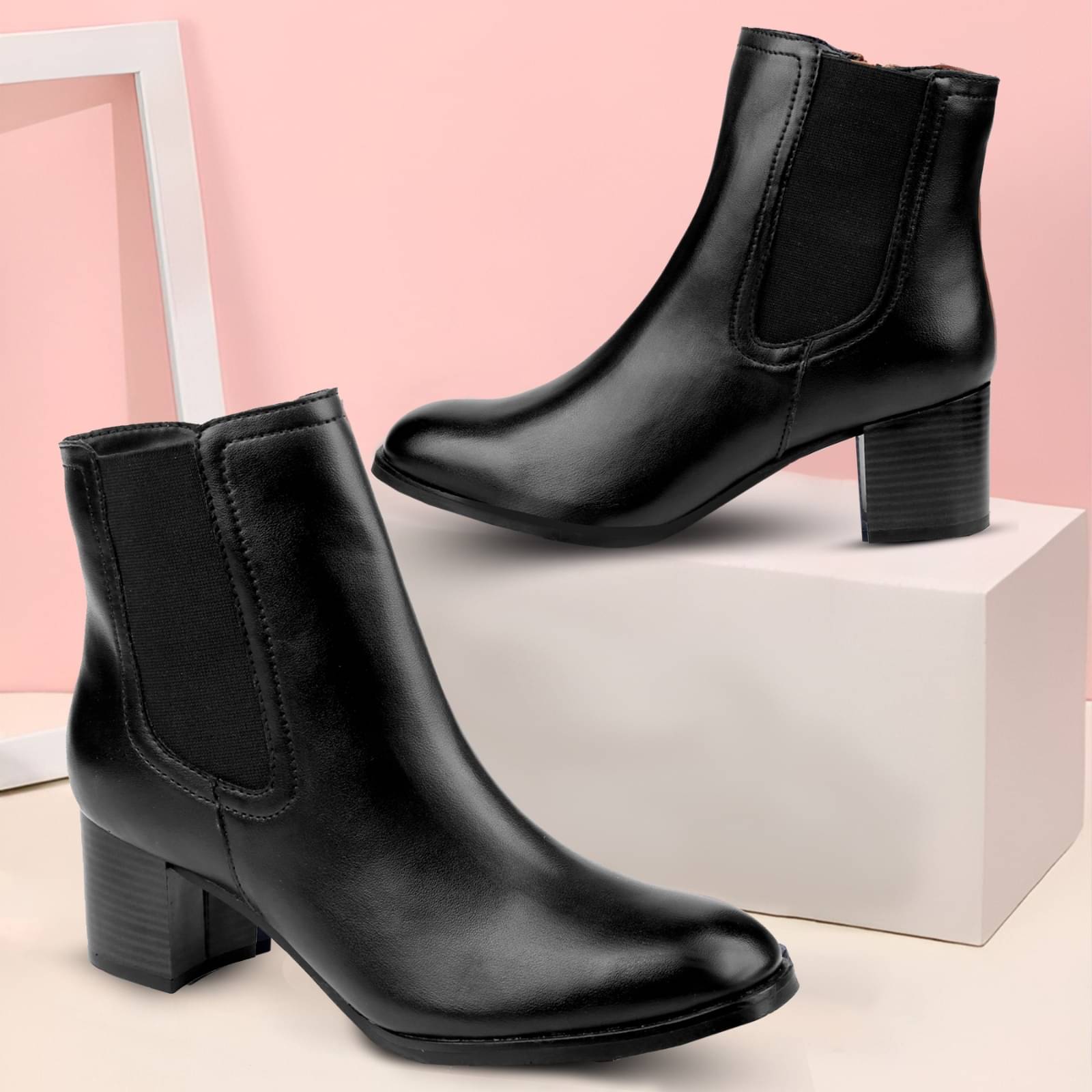YUVRATO BAXI Black Women's Ankle Length Boots     			YUVRATO BAXI Black Women's Ankle Length Boots