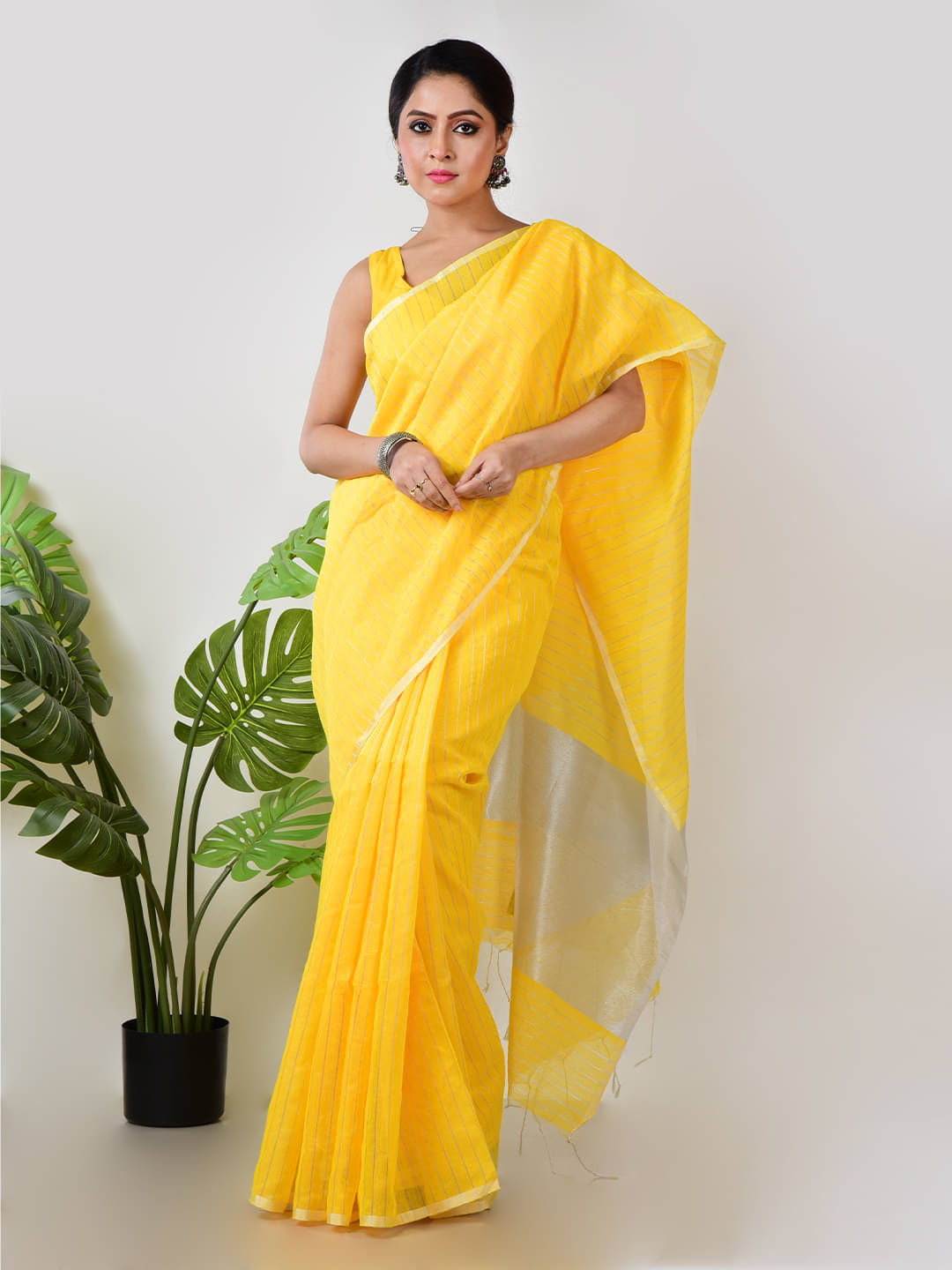     			Aakar Linen Self Design Saree Without Blouse Piece ( Yellow )