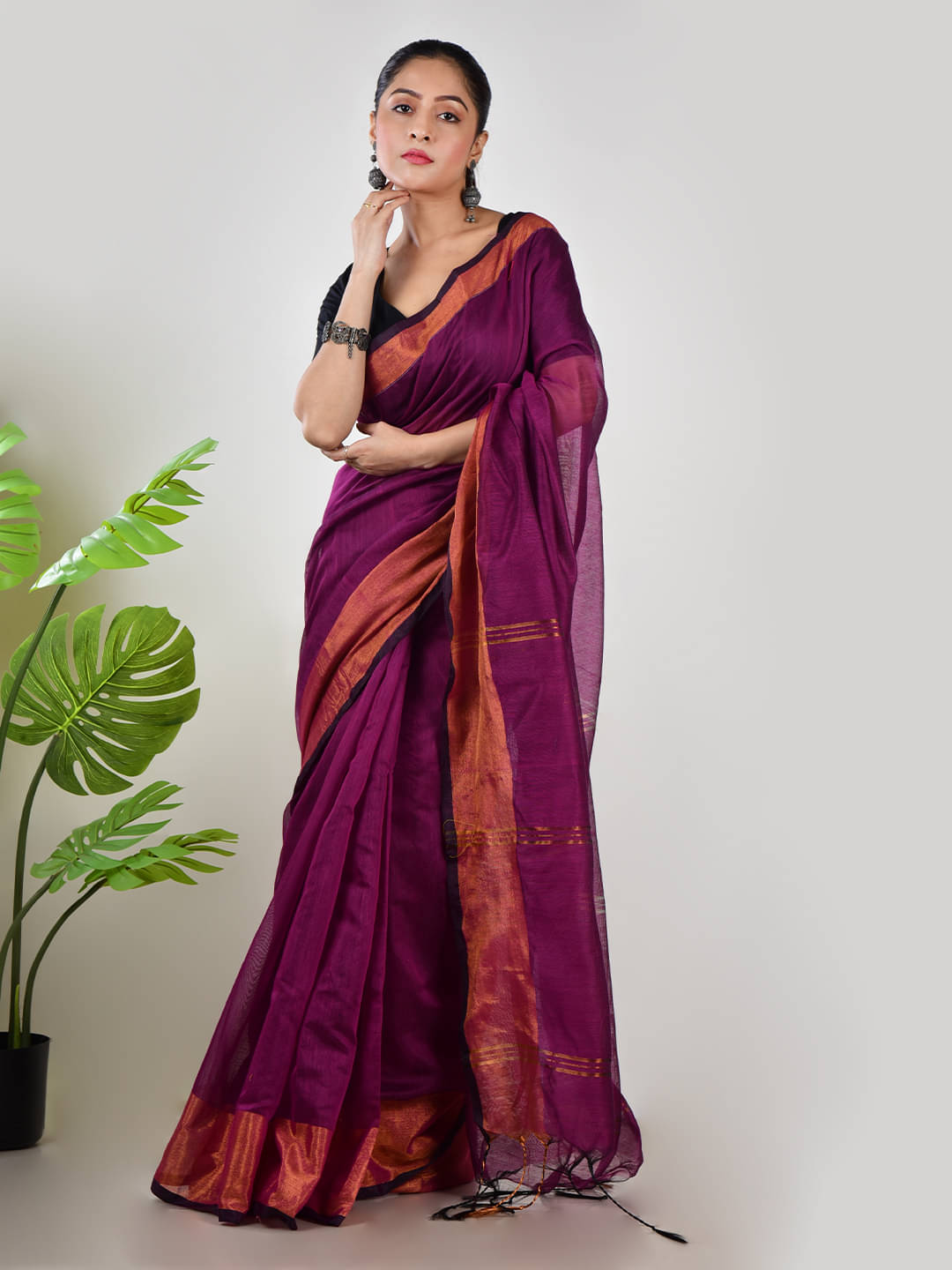Aakar Linen Self Design Saree Without Blouse Piece ( Purple ) Aakar Linen Self Design Saree Without Blouse Piece ( Purple )