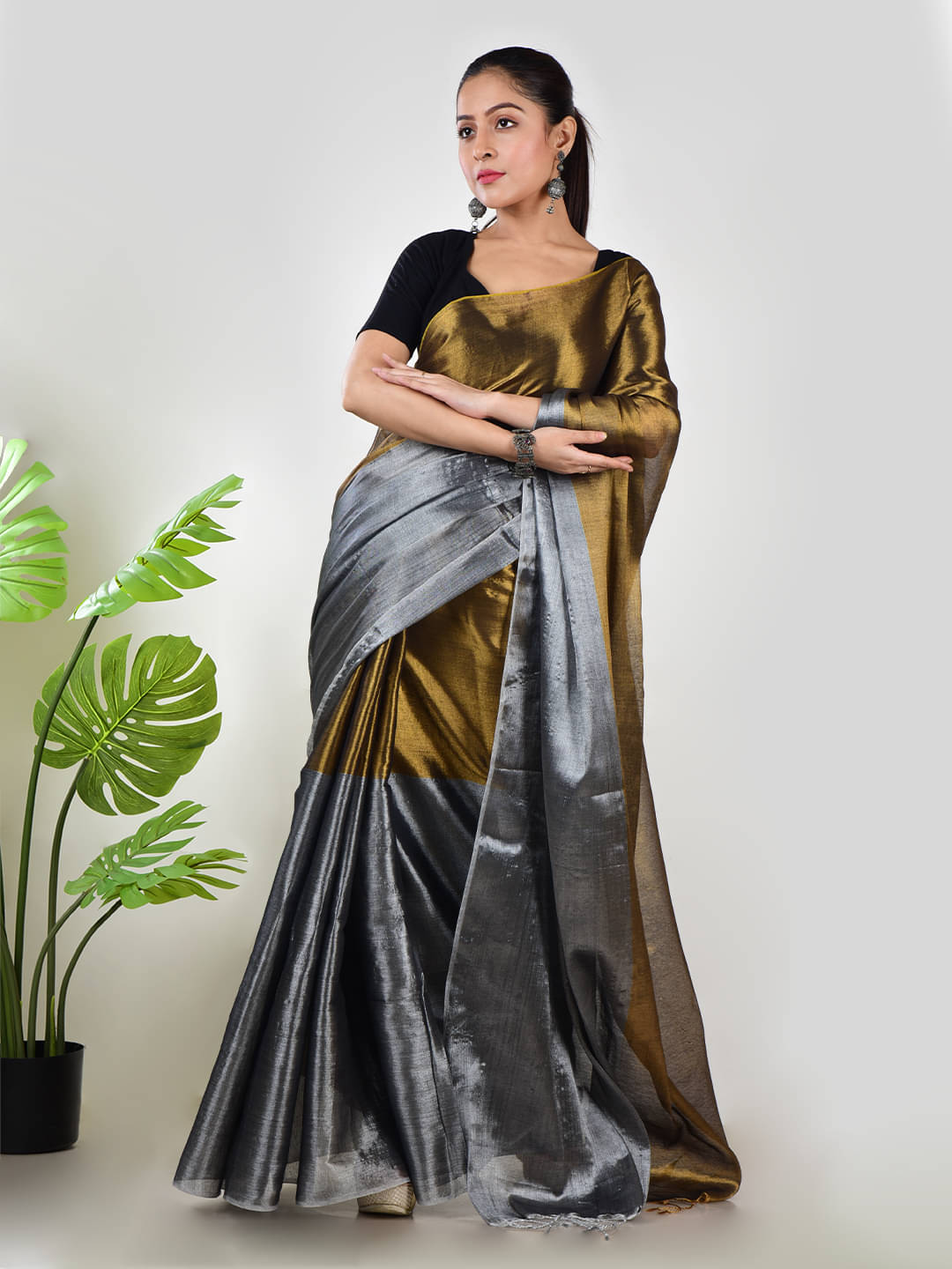     			Aakar Tissue Self Design Saree With Unstitched Blouse Piece ( Multicolor 6 )