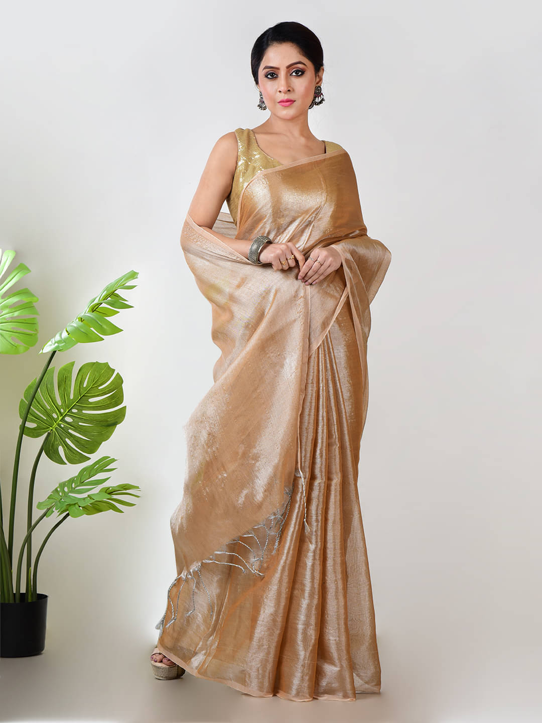 Aakar Tissue Self Design Saree With Unstitched Blouse Piece ( Rose Gold ) Aakar Tissue Self Design Saree With Unstitched Blouse Piece ( Rose Gold )