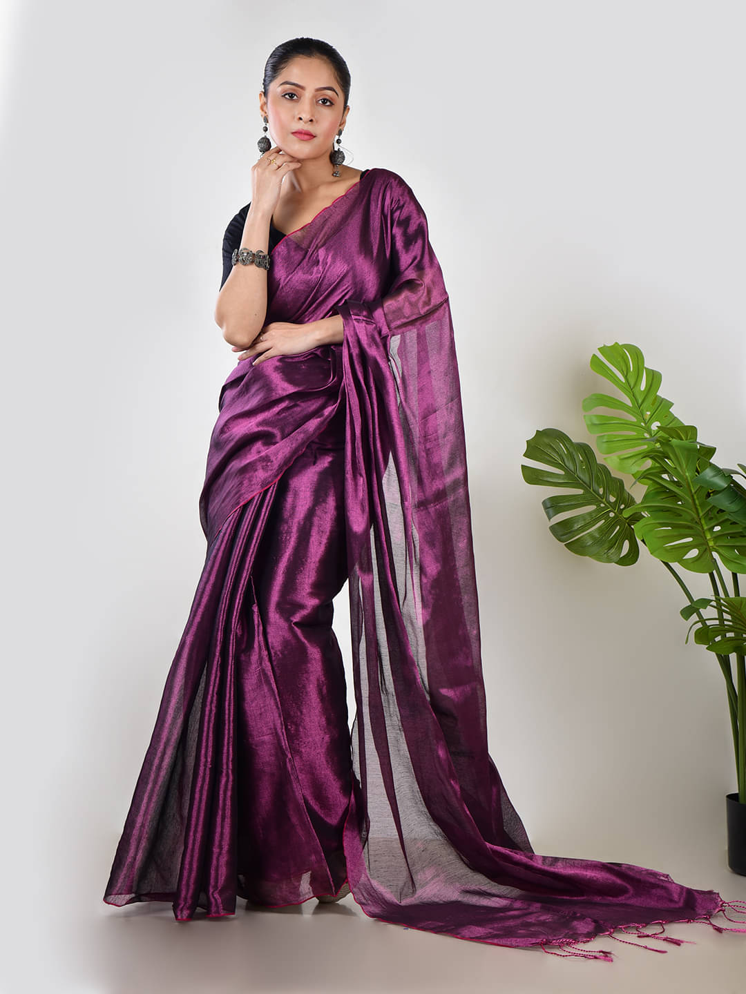 Aakar Tissue Self Design Saree With Unstitched Blouse Piece ( Purple ) Aakar Tissue Self Design Saree With Unstitched Blouse Piece ( Purple )