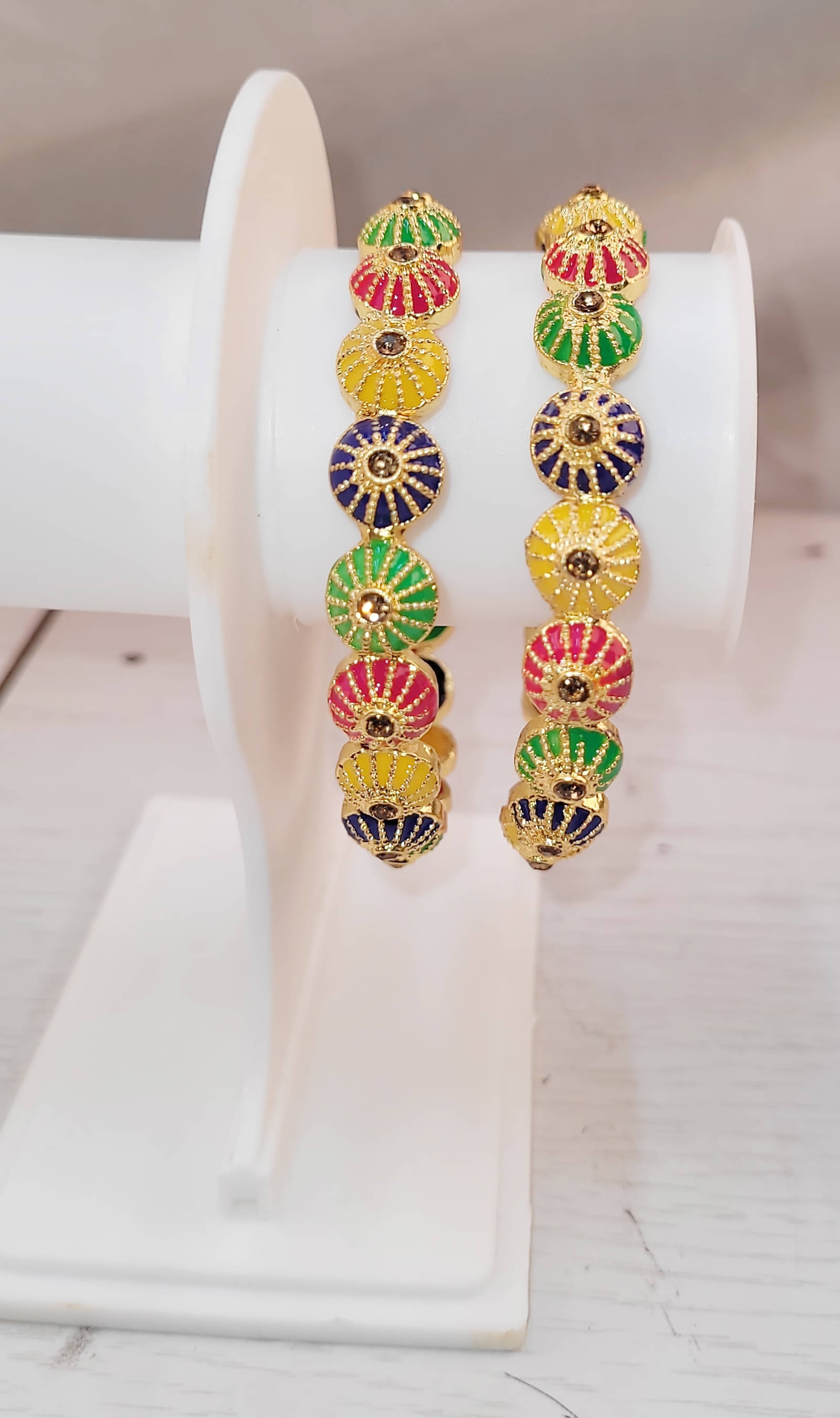     			Jisha Multicolor Bangle Set ( Pack of 2 )