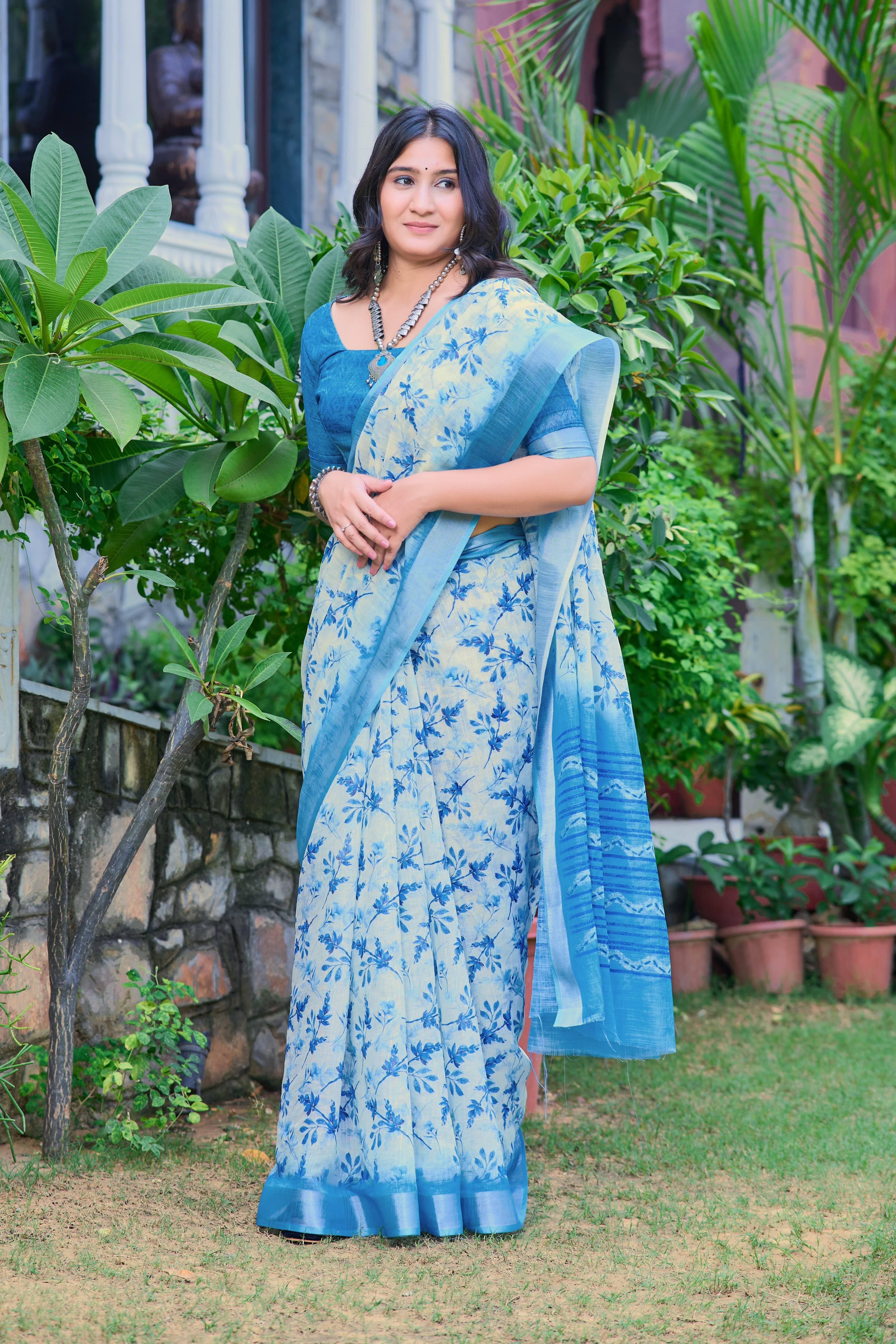 Sidhidata Cotton Blend Printed Saree With Unstitched Blouse Piece ( Blue ) Sidhidata Cotton Blend Printed Saree With Unstitched Blouse Piece ( Blue )