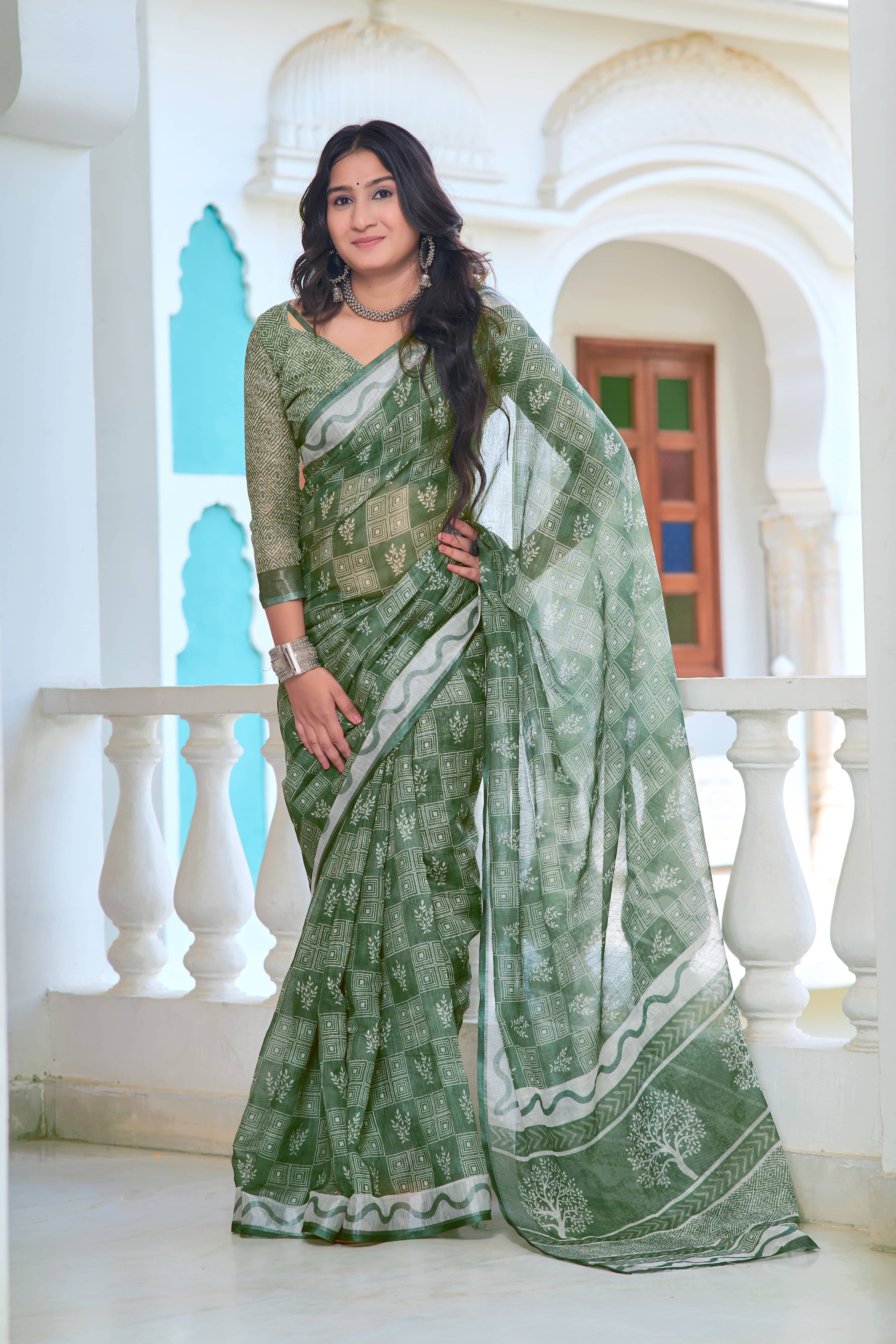 Sidhidata Cotton Blend Printed Saree With Unstitched Blouse Piece ( Green ) Sidhidata Cotton Blend Printed Saree With Unstitched Blouse Piece ( Green )