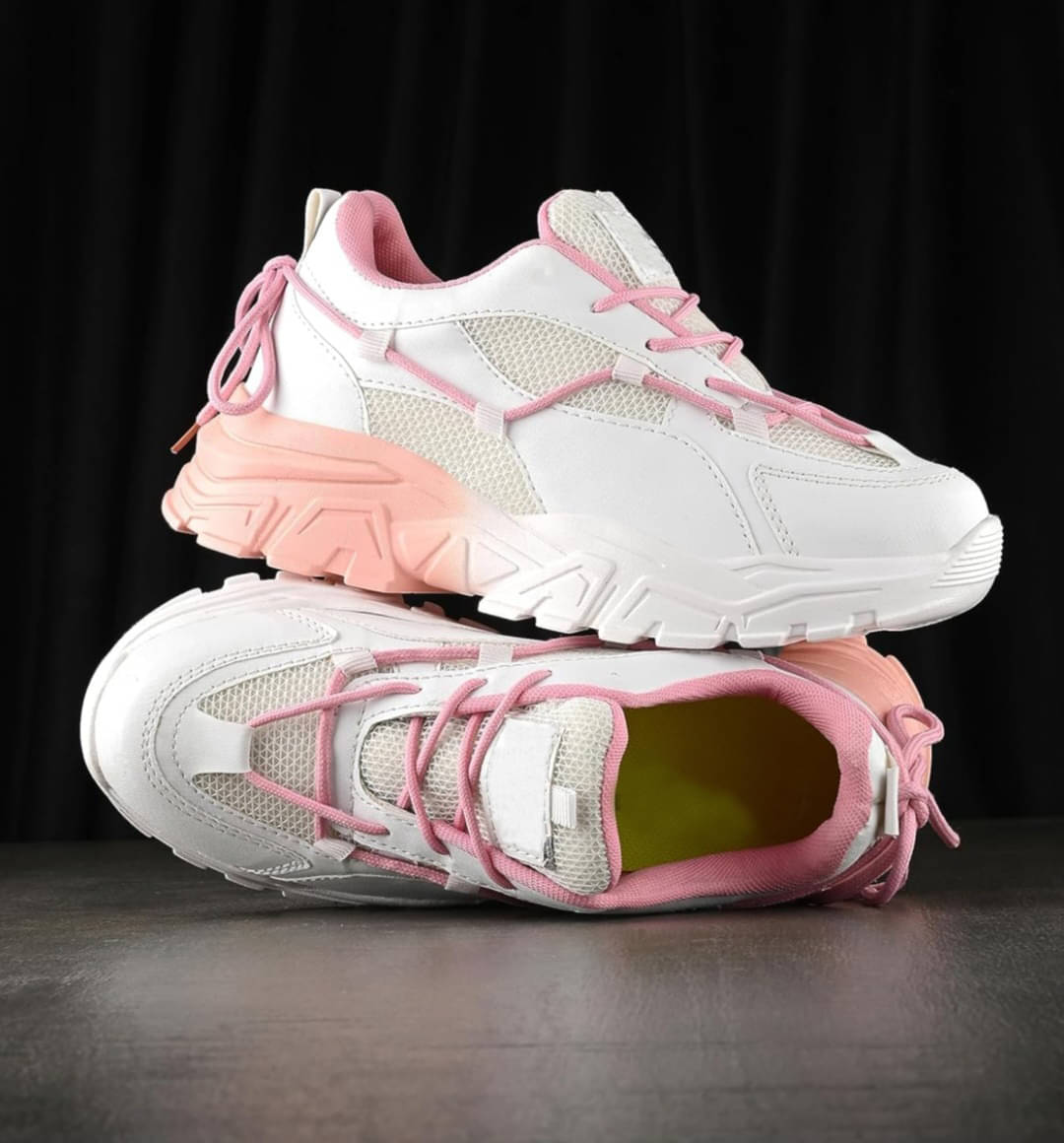     			wrizt Pink Women's Sneakers