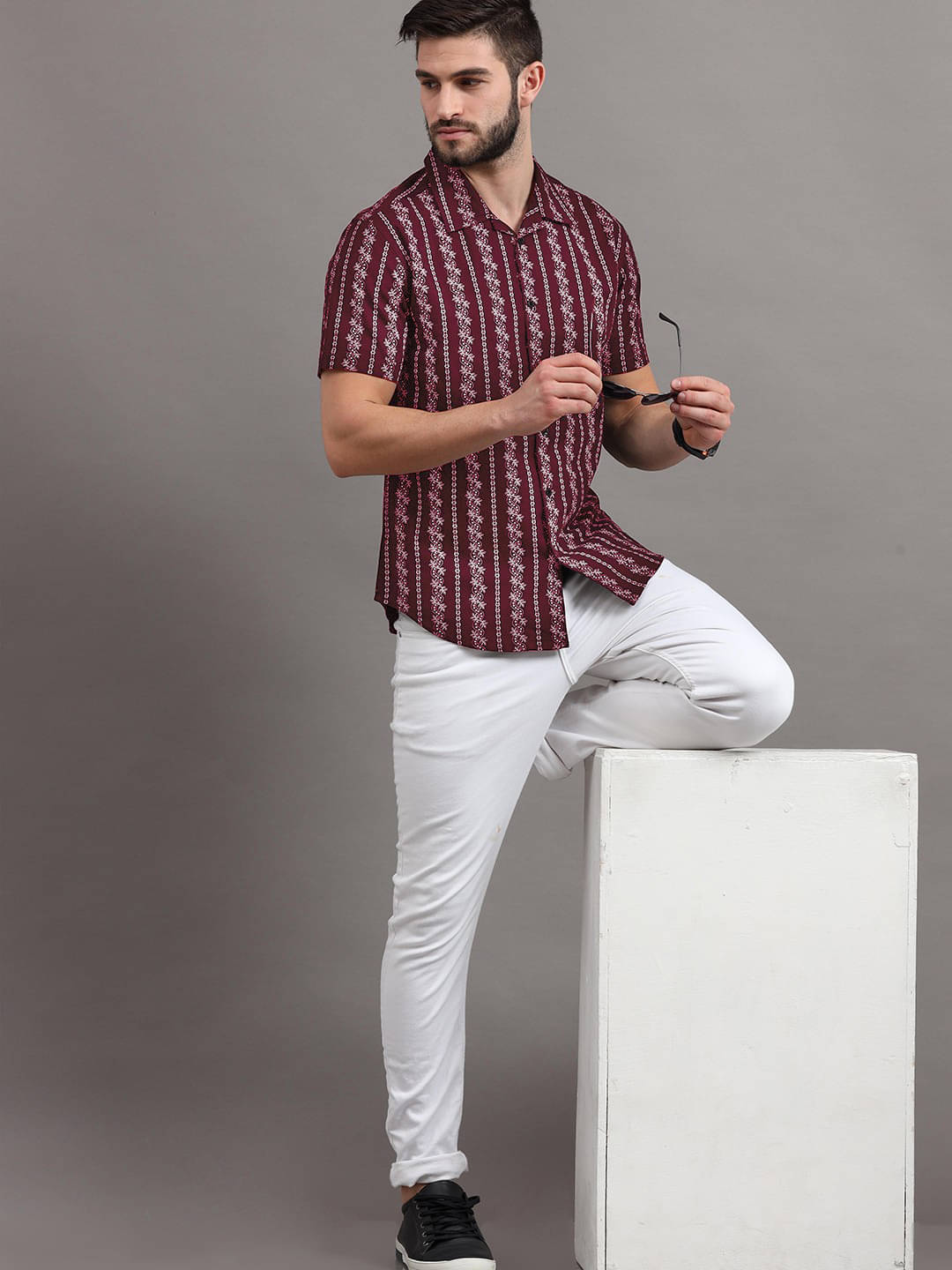     			D&B 100% Cotton Regular Fit Printed Half Sleeves Men's Casual Shirt - Red ( Pack of 1 )