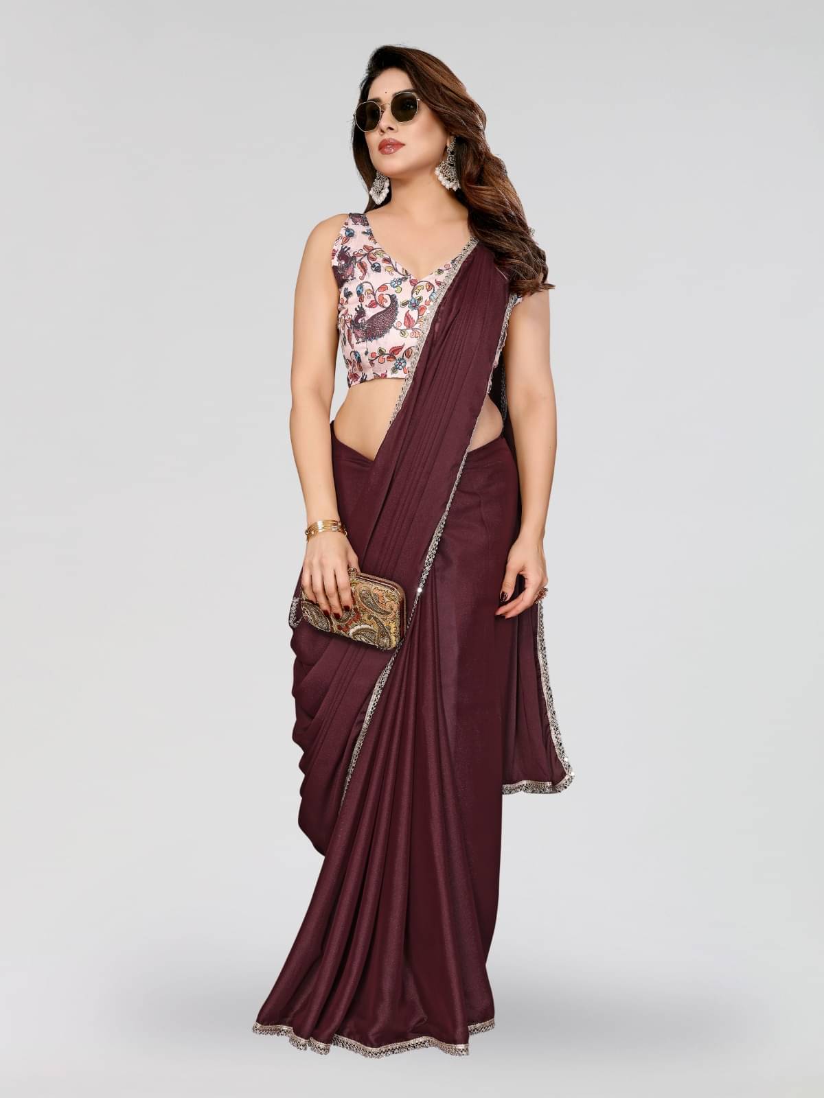     			DIKONA DESIGNER Zimmy Choo Solid Maheshwari Saree With Unstitched Blouse Piece ( Burgundy )