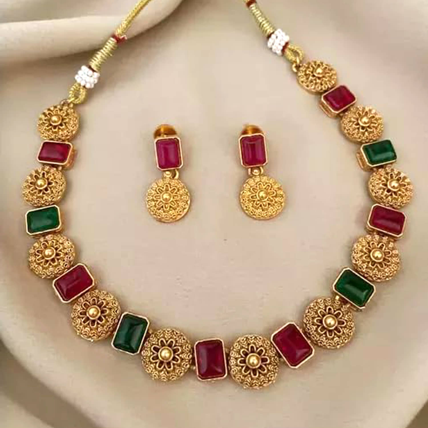 J D Jewellers Multi Color Alloy Necklace Set ( Pack of 1 )