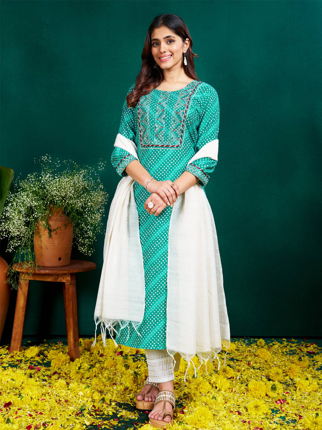     			Lady Shopi Women Rayon Embroidered Straight Kurti With Pants ( Teal )