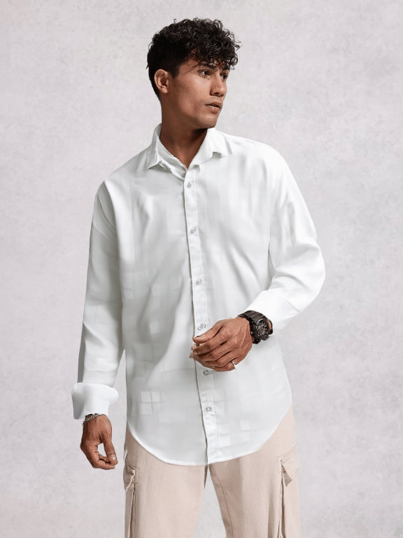 NEW-18 Cotton Blend Regular Fit Checks Full Sleeves Men's Casual Shirt - White ( Pack of 1 ) NEW-18 Cotton Blend Regular Fit Checks Full Sleeves Men's Casual Shirt - White ( Pack of 1 )