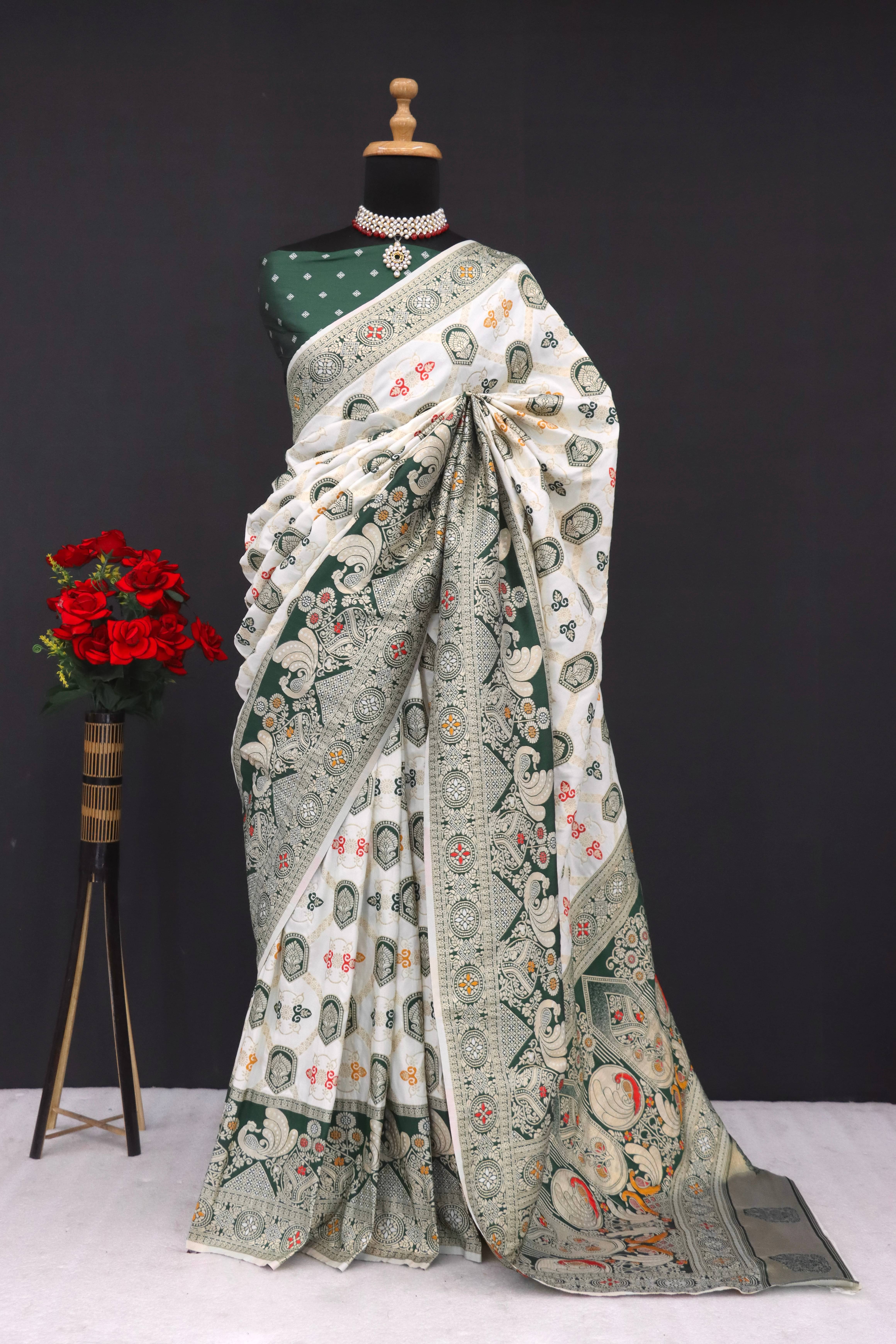 SHIRODHARI Silk Blend Printed Saree With Unstitched Blouse Piece ( Green )     			SHIRODHARI Silk Blend Printed Saree With Unstitched Blouse Piece ( Green )