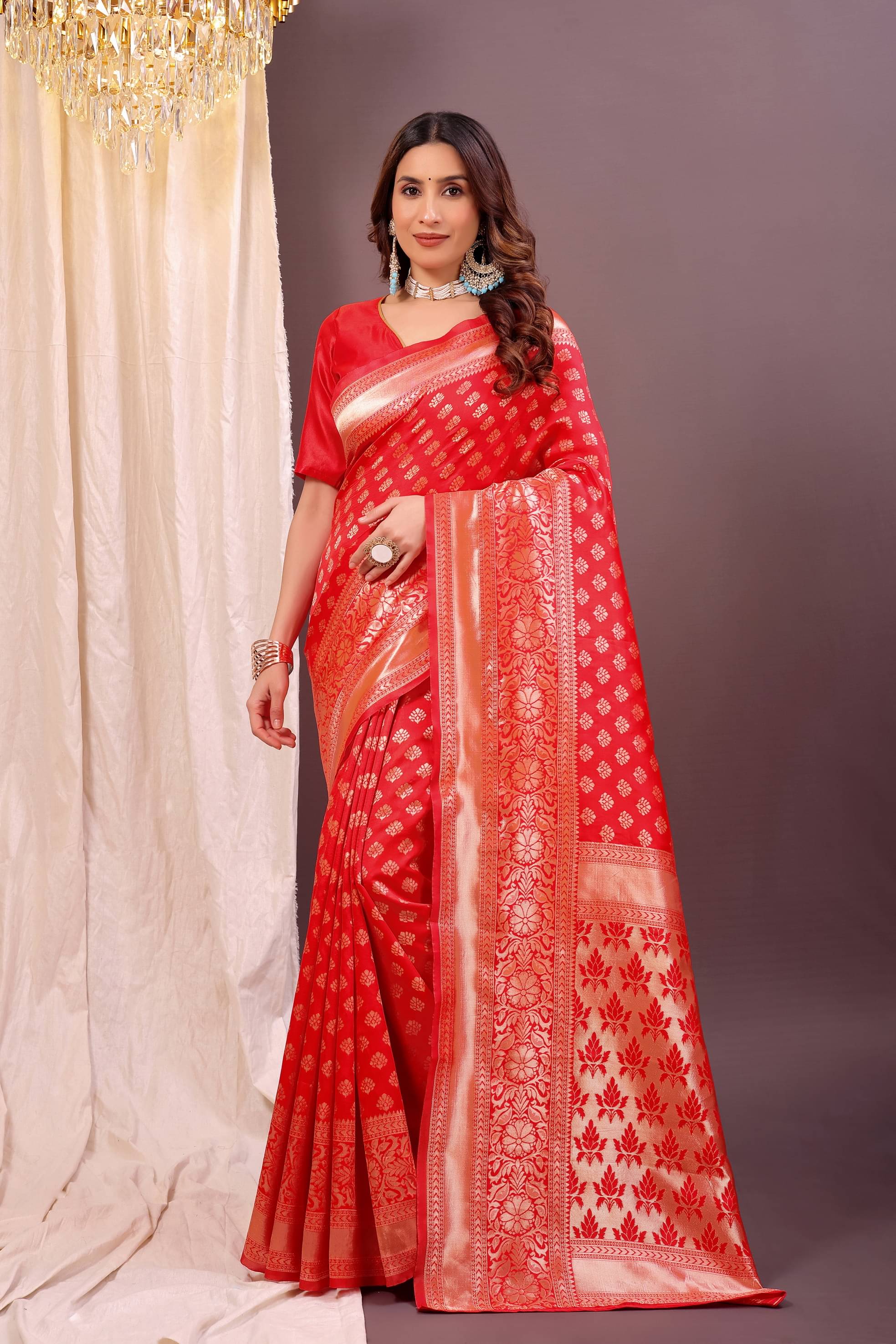 Saadhvi Art Silk Woven Saree With Unstitched Blouse Piece ( Red )     			Saadhvi Art Silk Woven Saree With Unstitched Blouse Piece ( Red )