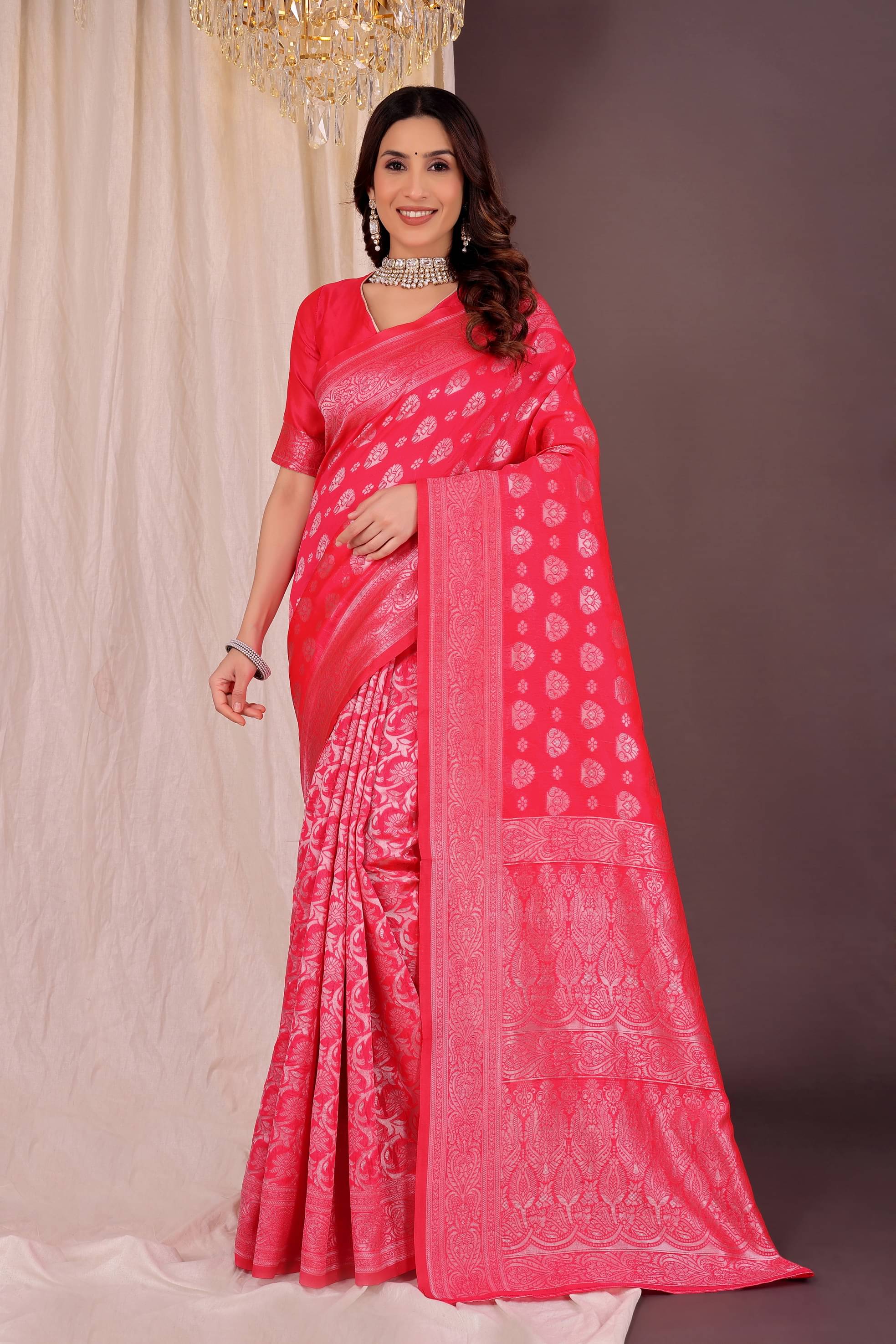     			Saadhvi Art Silk Woven Saree With Unstitched Blouse Piece ( Pink )