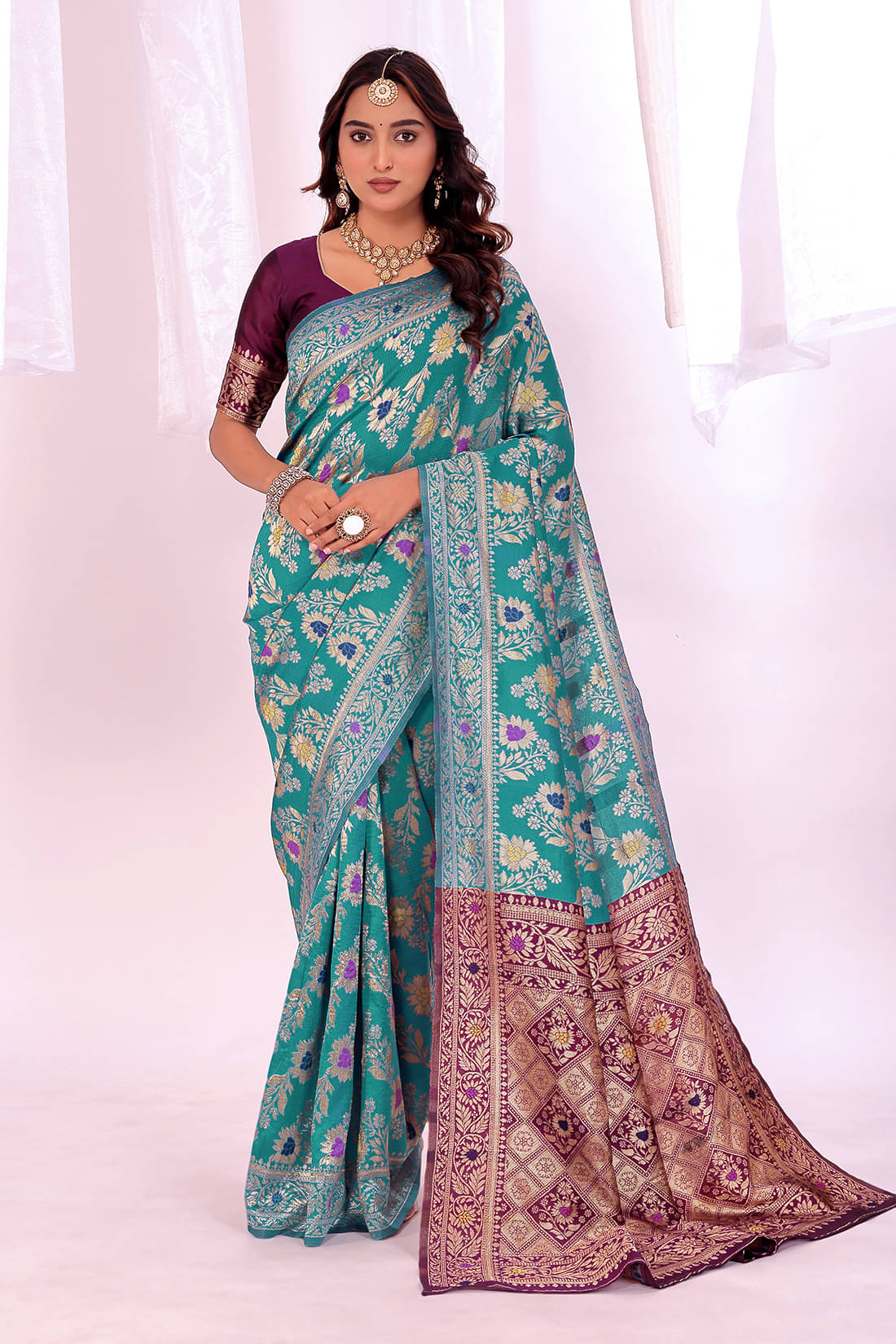 Samai Art Silk Solid Saree With Unstitched Blouse Piece ( Rama ) Samai Art Silk Solid Saree With Unstitched Blouse Piece ( Rama )