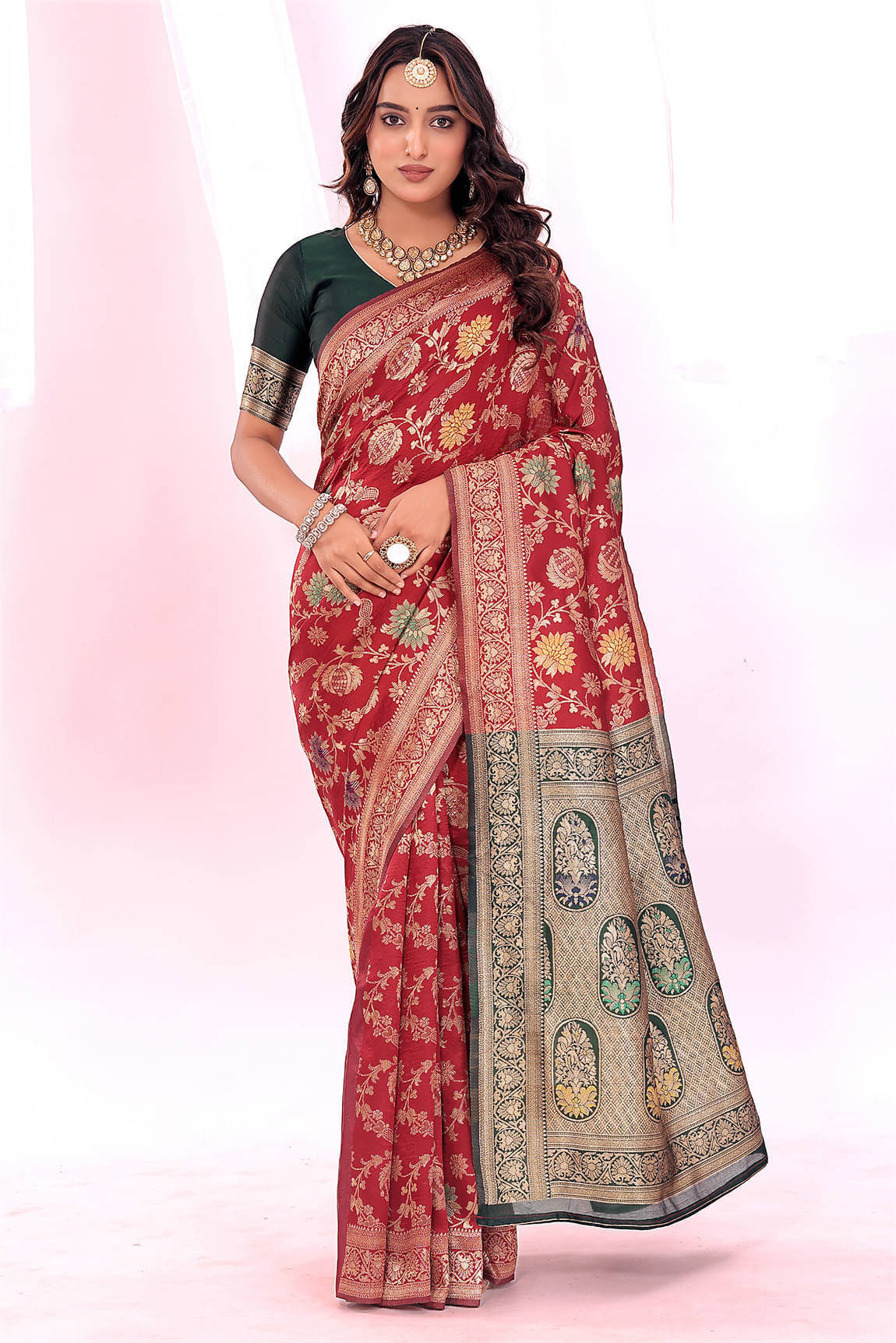     			Samai Art Silk Solid Saree With Unstitched Blouse Piece ( Maroon )