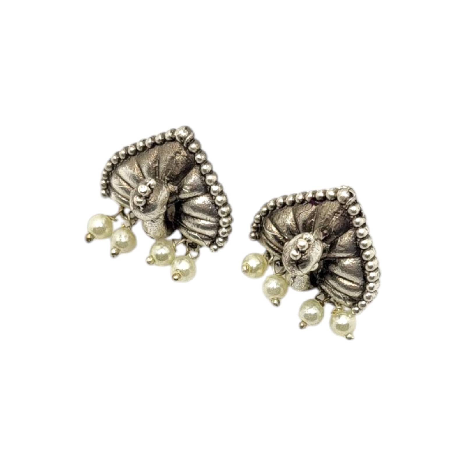     			Shree Ju Silver Stud Earrings ( Pack of 1 )