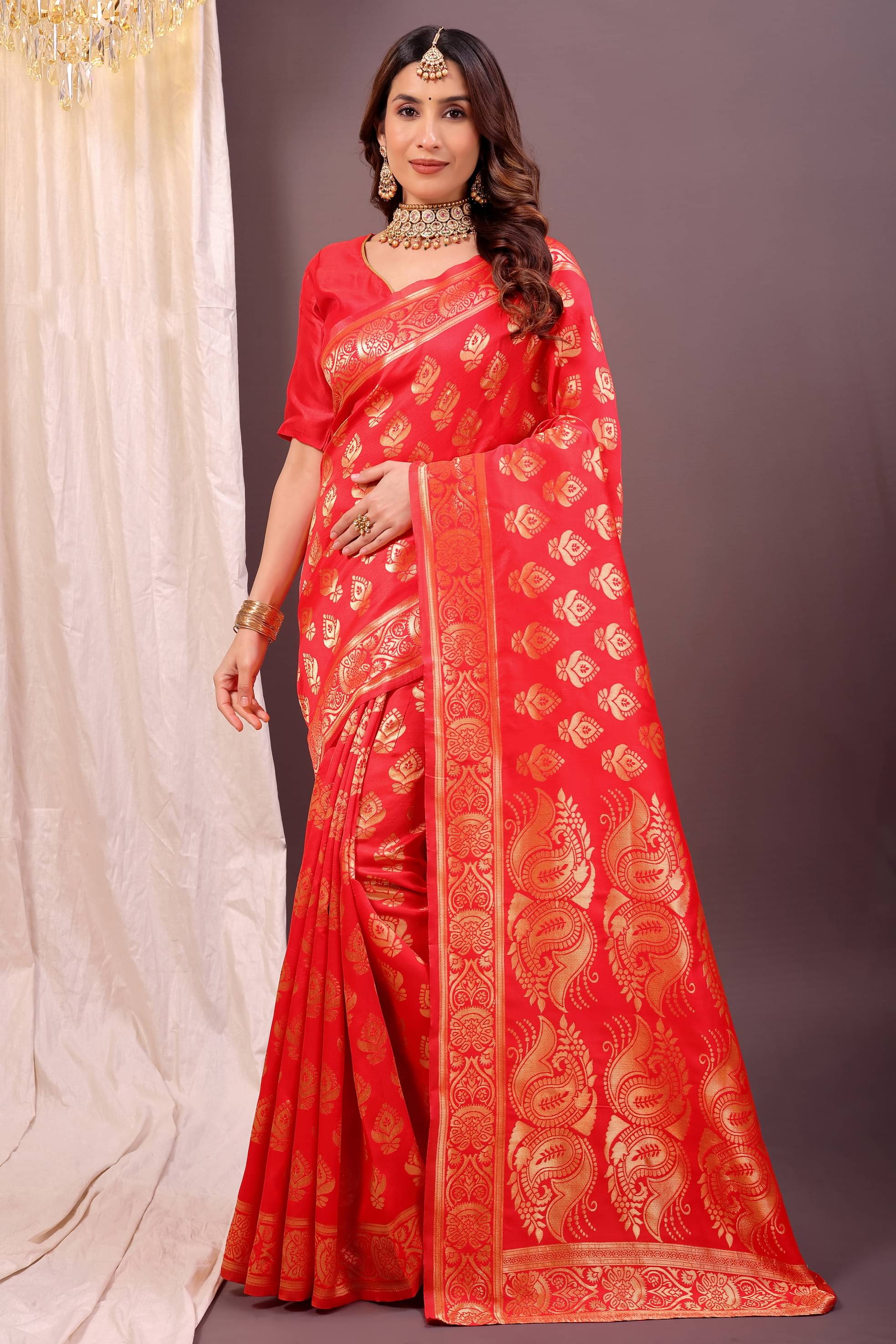     			Suntex Art Silk Solid Saree With Unstitched Blouse Piece ( Red )