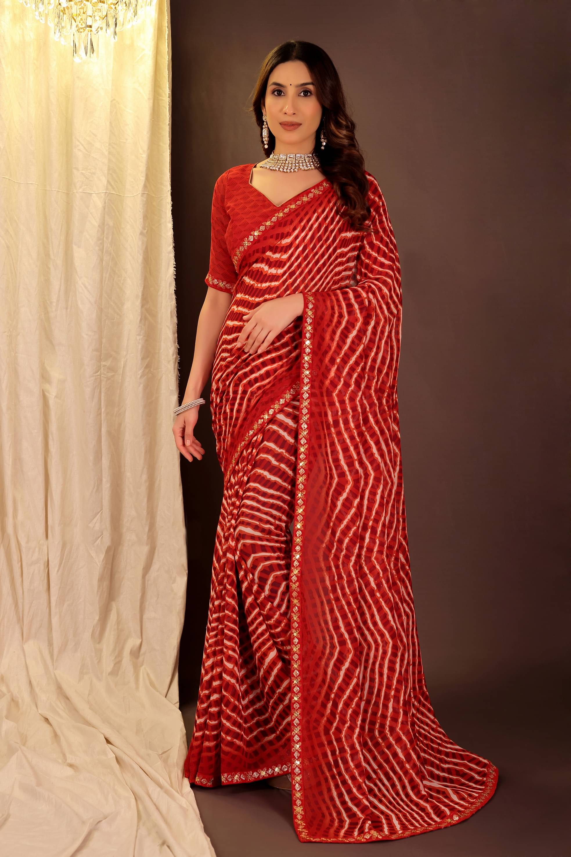 Suntex Georgette Solid Saree With Unstitched Blouse Piece ( Red ) Suntex Georgette Solid Saree With Unstitched Blouse Piece ( Red )