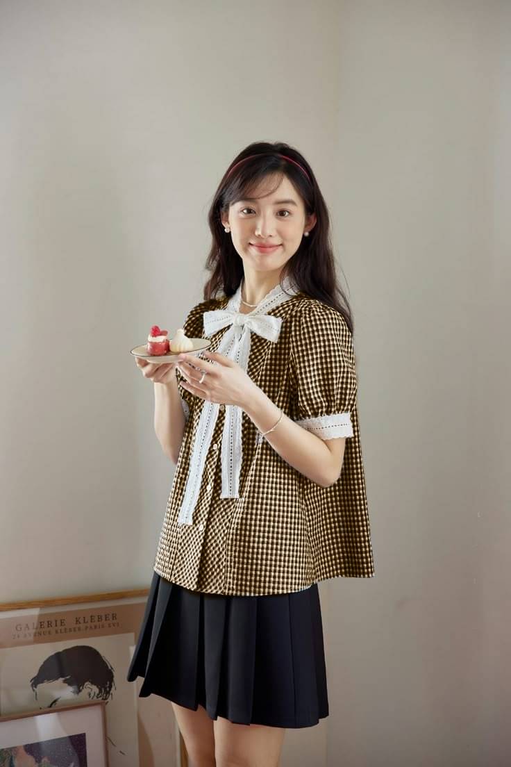 Quintessentials Women's Cotton Regular Top ( Brown ) Quintessentials Women's Cotton Regular Top ( Brown )