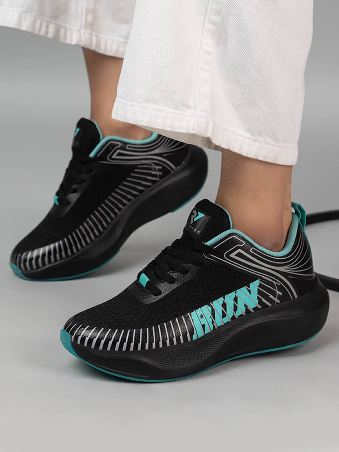 RUN SEVEN by GO21 Comfort Sole Black Men's Sports Running Shoes     			RUN SEVEN by GO21 Comfort Sole Black Men's Sports Running Shoes