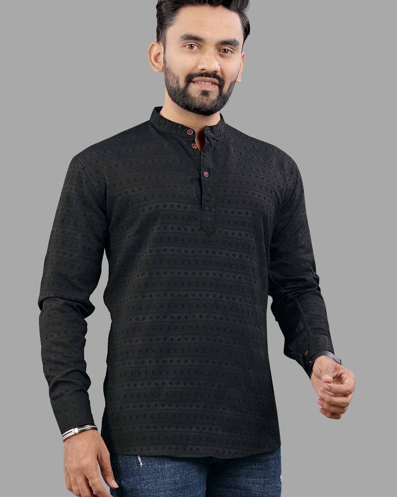 SPOQUE Black Cotton Blend Men's Regular Kurta ( Pack of 1 )     			SPOQUE Black Cotton Blend Men's Regular Kurta ( Pack of 1 )