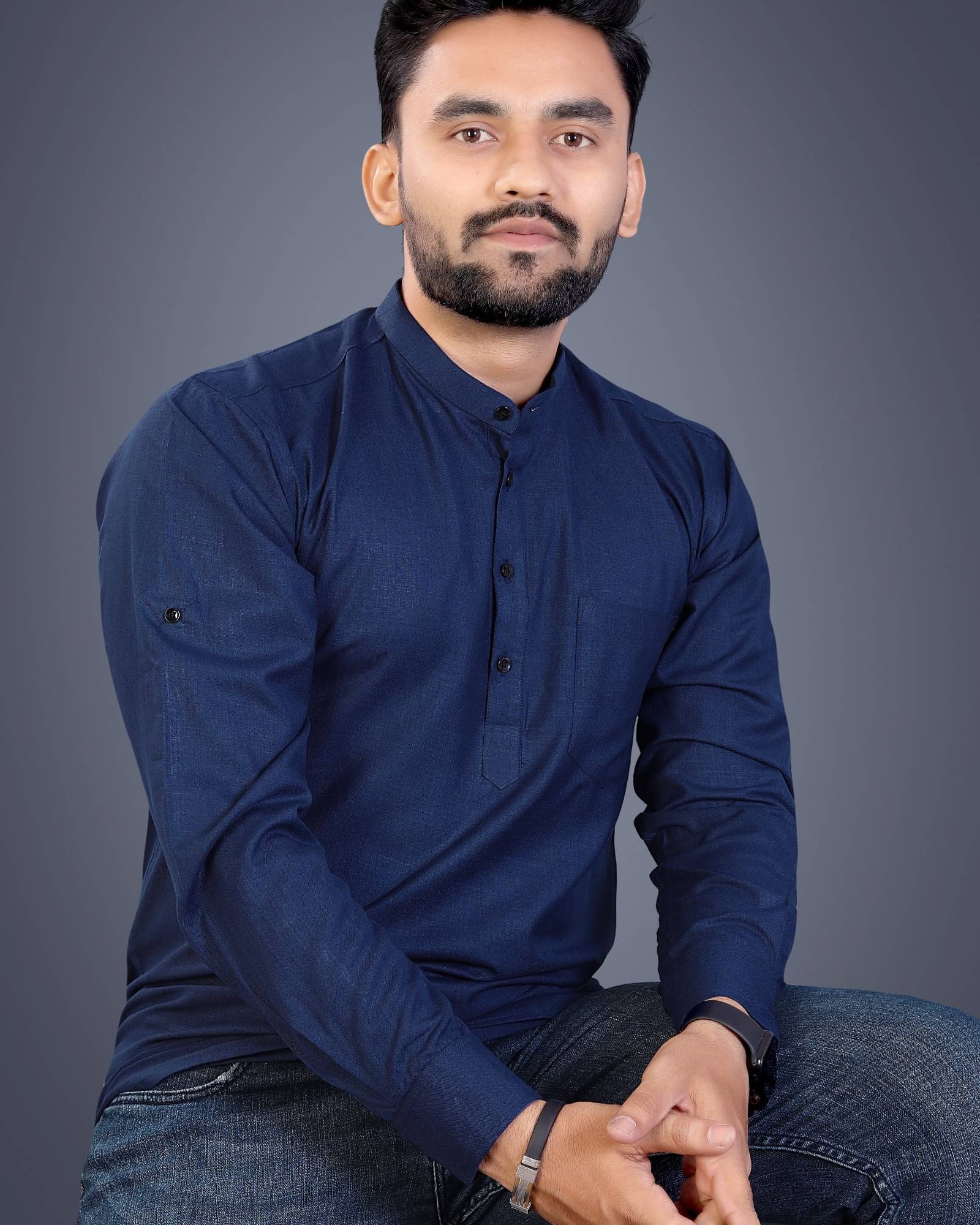     			SPOQUE Navy Blue Cotton Blend Men's Regular Kurta ( Pack of 1 )