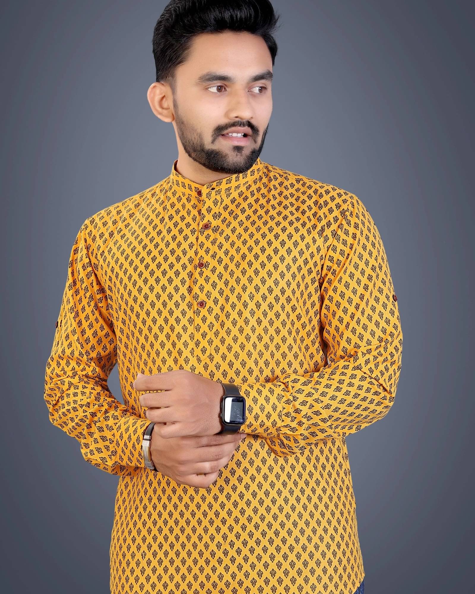     			SPOQUE Yellow Cotton Blend Men's Regular Kurta ( Pack of 1 )