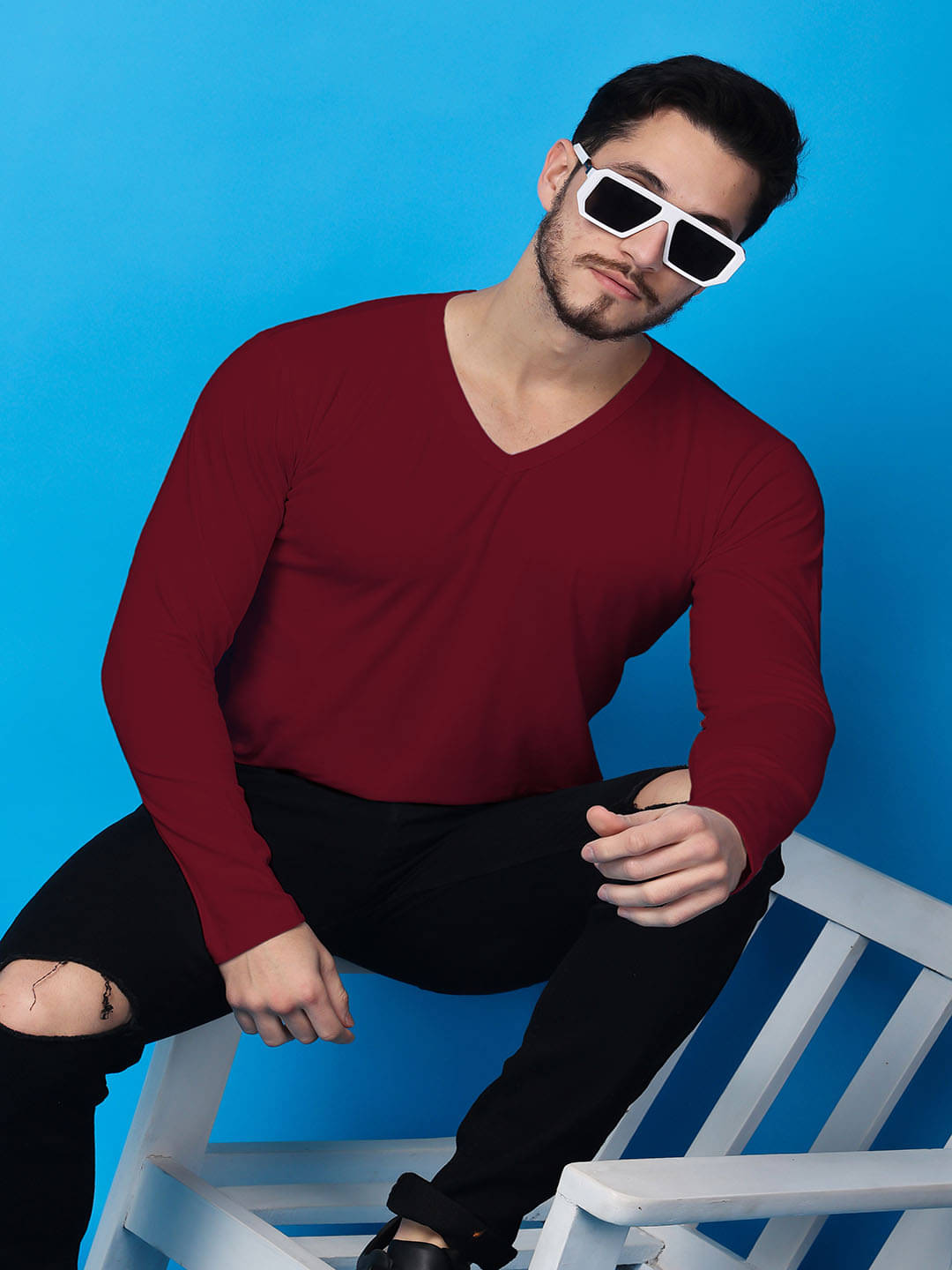     			SWIFTLY Men Cotton Regular Fit Solid T-Shirt ( Maroon )