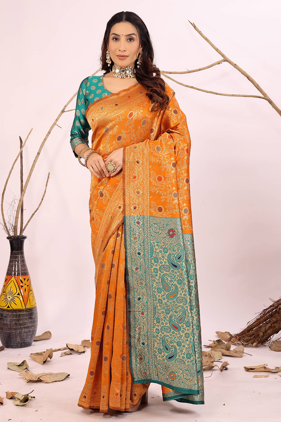Suali Art Silk Solid Saree With Unstitched Blouse Piece ( Mustard ) Suali Art Silk Solid Saree With Unstitched Blouse Piece ( Mustard )