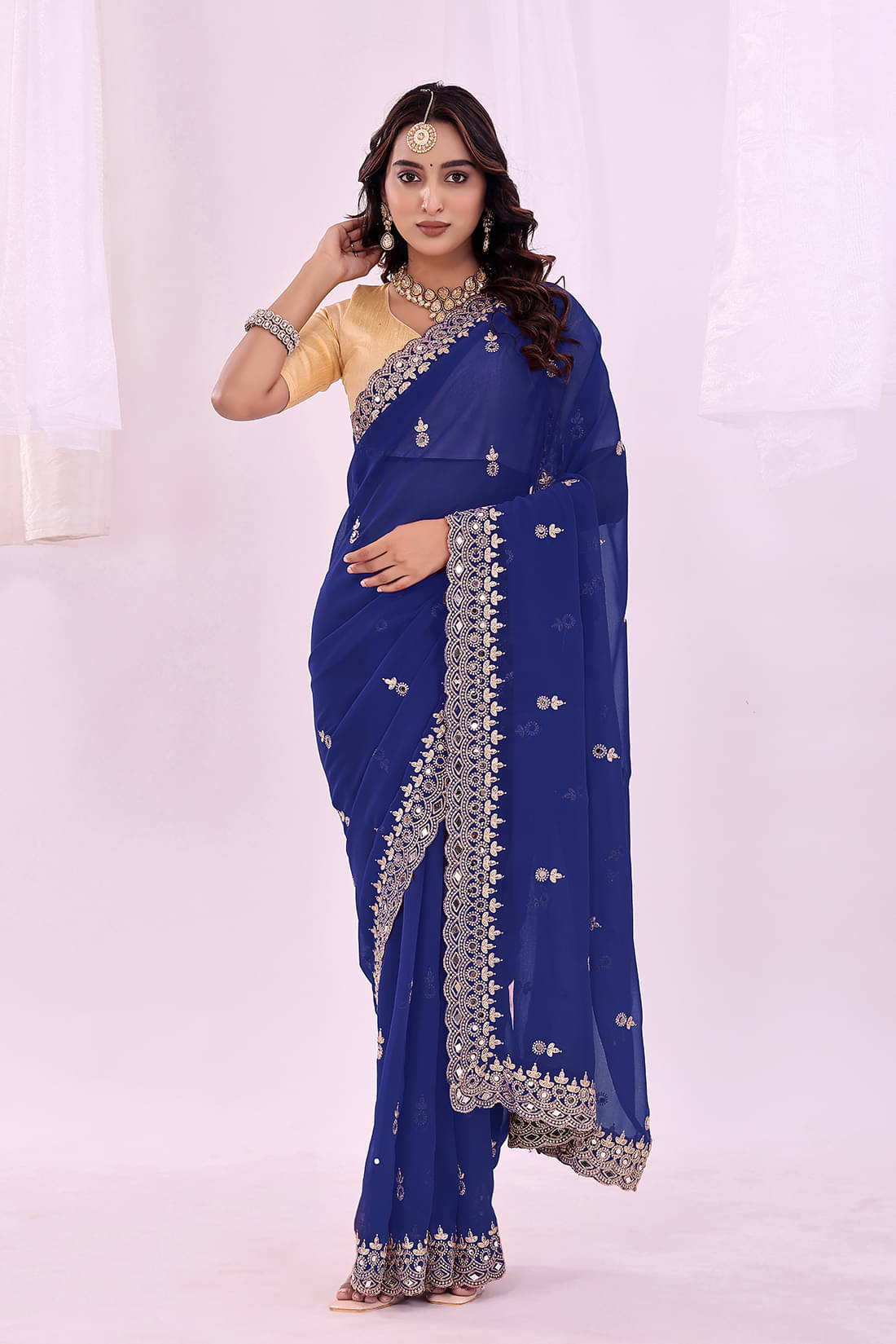 Suali Georgette Solid Saree With Unstitched Blouse Piece ( Blue ) Suali Georgette Solid Saree With Unstitched Blouse Piece ( Blue )
