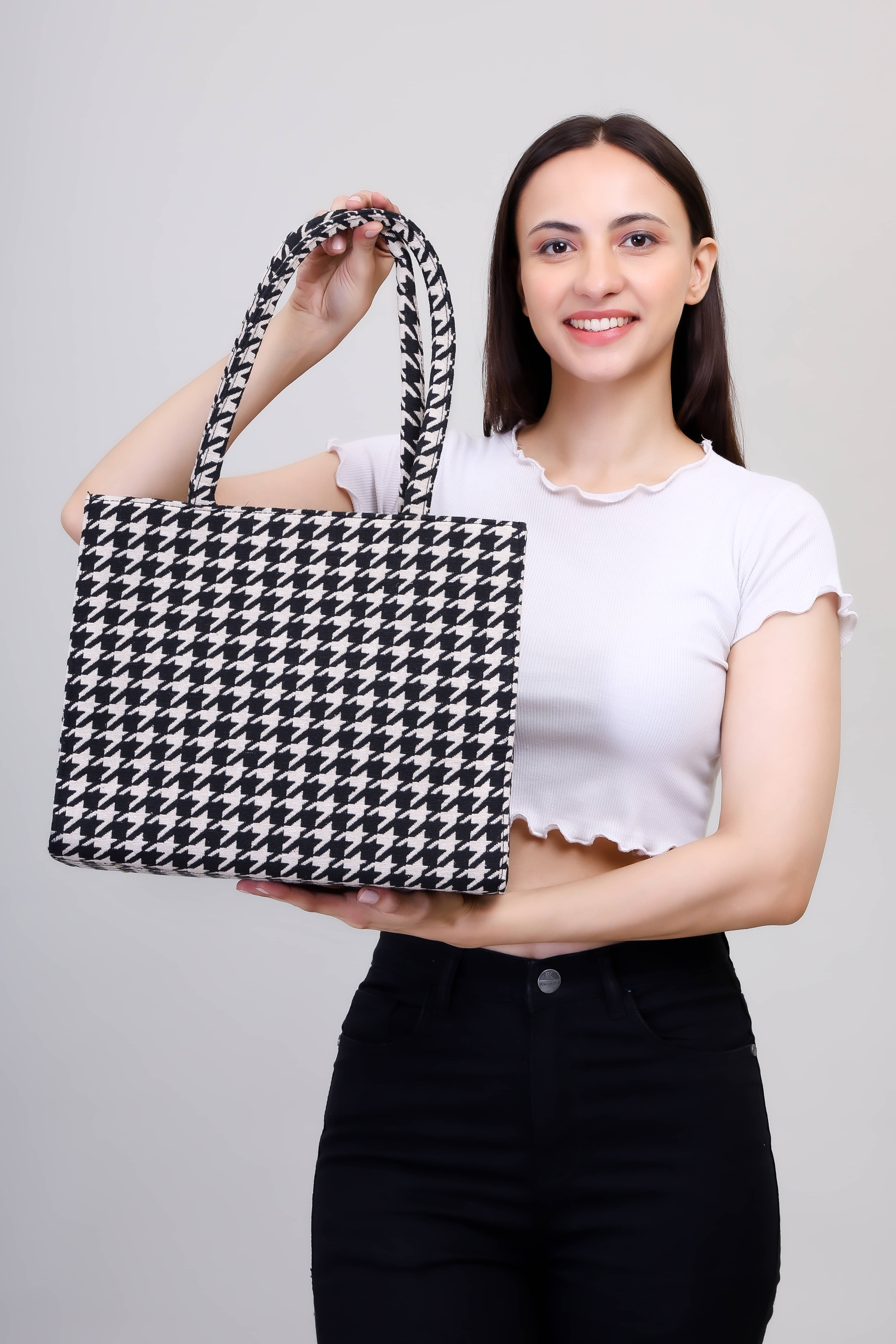     			UOB-Universe of Bags Tote Bag Canvas Set of 1 ( Multicolor )