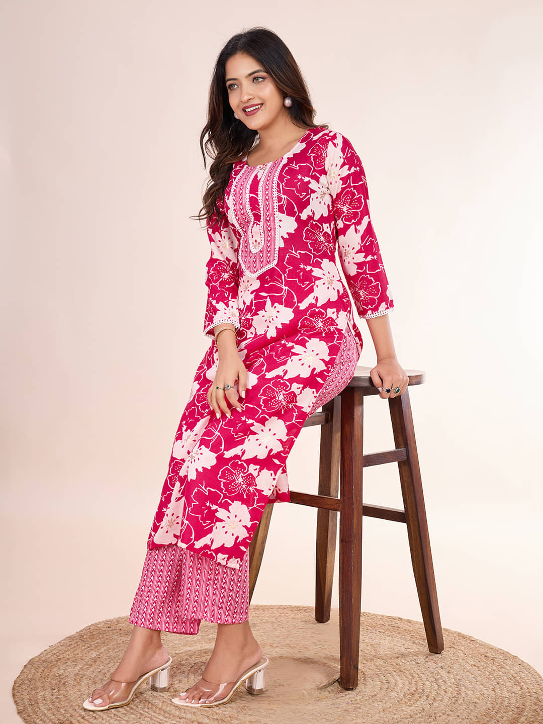 Women Basket Women Cotton Printed Straight Kurti With Pants ( Pink ) Women Basket Women Cotton Printed Straight Kurti With Pants ( Pink )