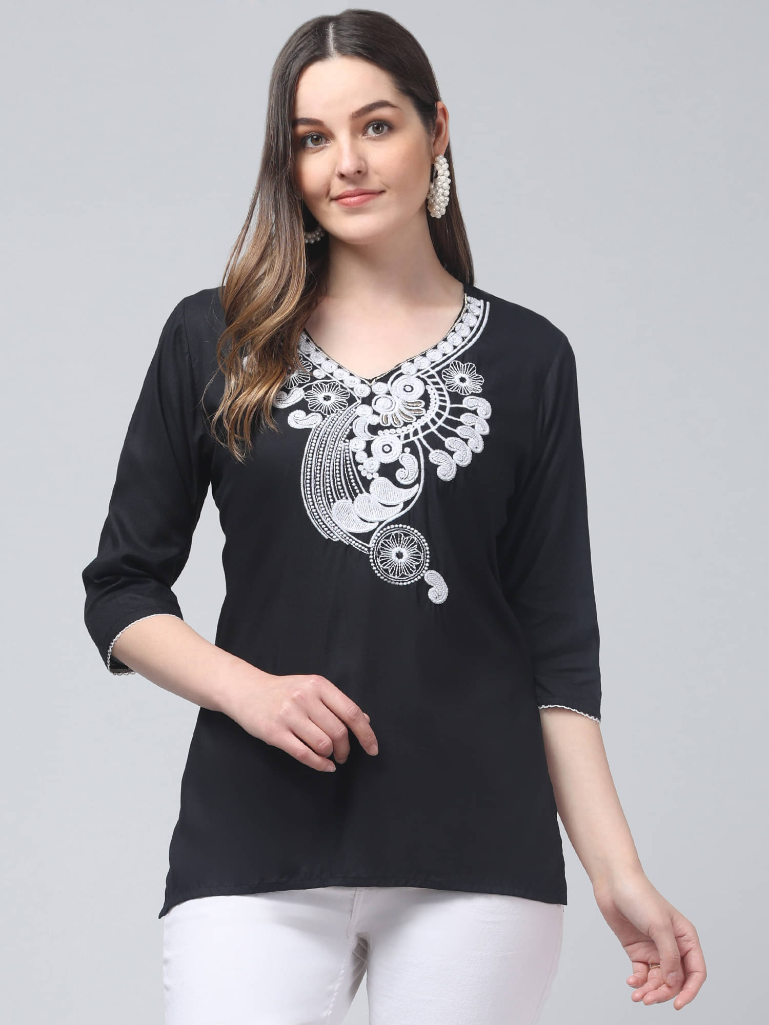     			Aura Glam Women Rayon Embroidered A-line Kurti ( Black )