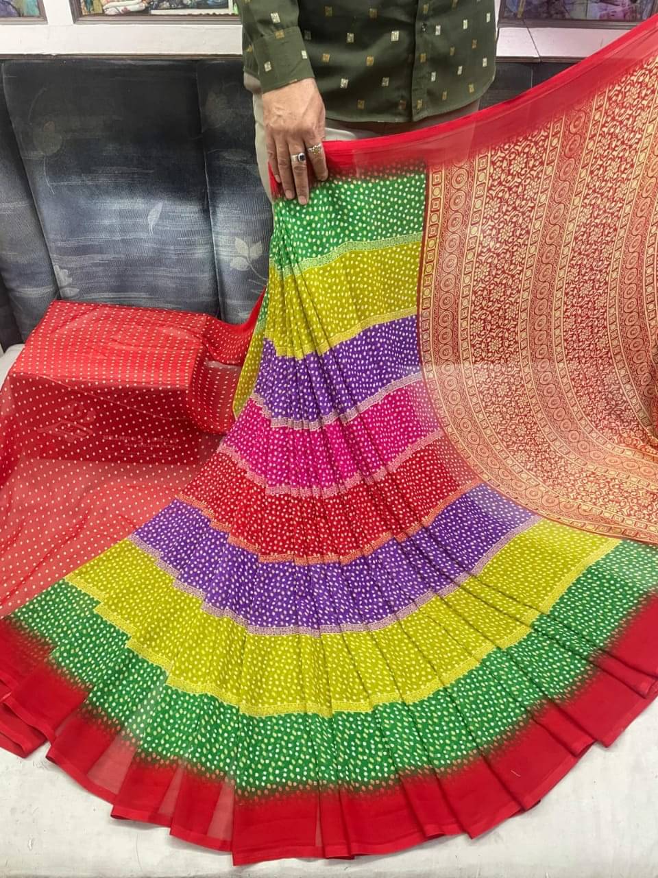 Bhuwal Fashion Georgette Printed Ilkal Saree With Unstitched Blouse Piece ( Red ) Bhuwal Fashion Georgette Printed Ilkal Saree With Unstitched Blouse Piece ( Red )