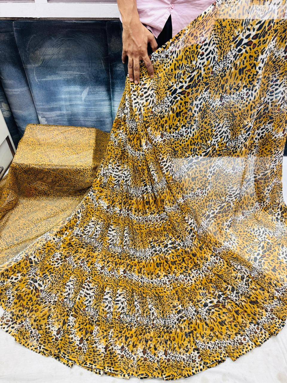     			Bhuwal Fashion Georgette Printed Ilkal Saree With Unstitched Blouse Piece ( Yellow )