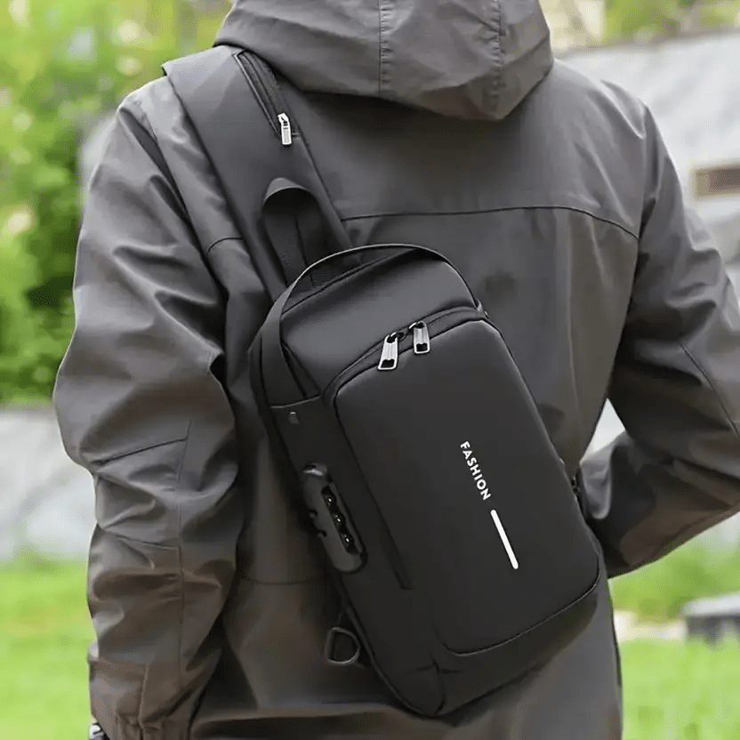     			Gjshop Black Solid Messenger Bag