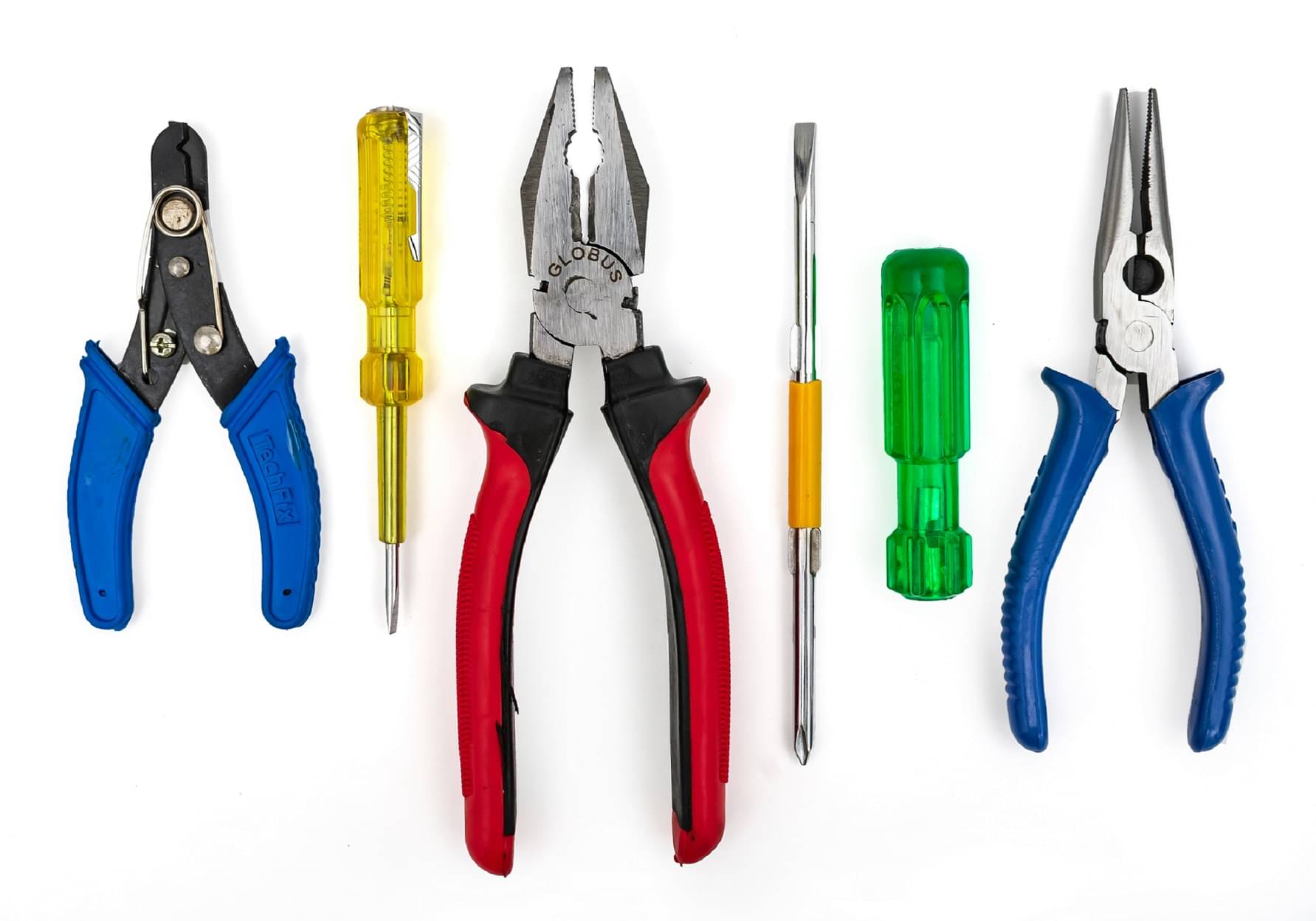     			Globus 155 -2 in 1 Screwdriver 6inch/150mm and 8"inch/200mm Combination Plier and 6 Inch/150mm Nose Plier with Wire Cutter5 " and Line Tester5"  Combination Screwdriver Set (Pack of 5)