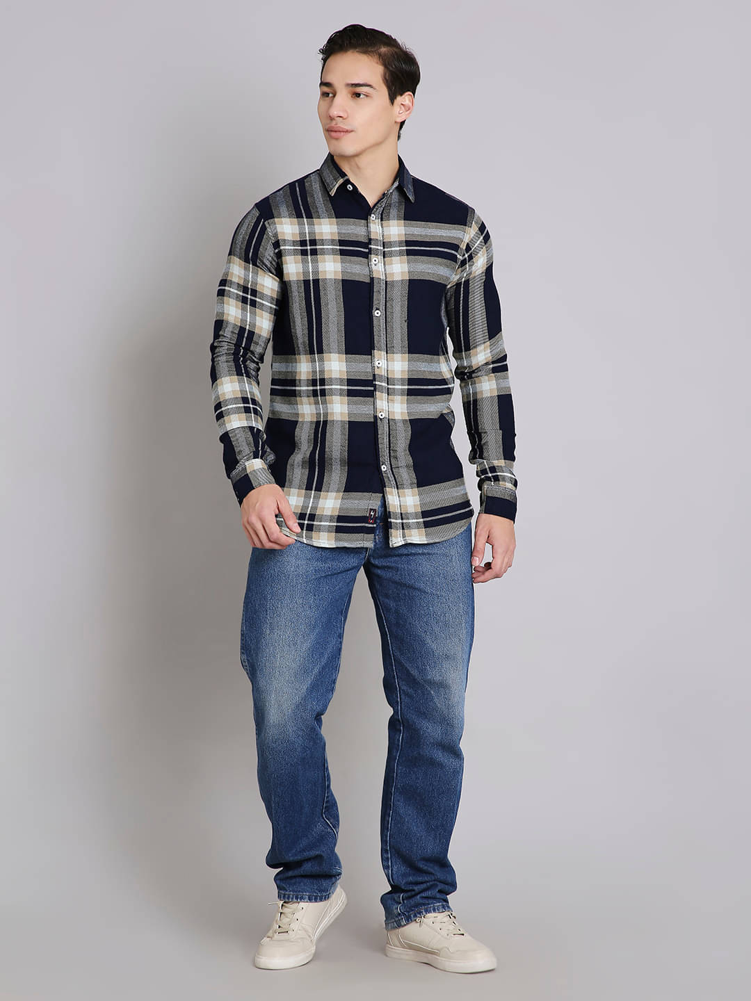     			HJ HASASI Cotton Blend Regular Fit Checks Rollup Sleeves Men's Casual Shirt - Blue ( Pack of 1 )