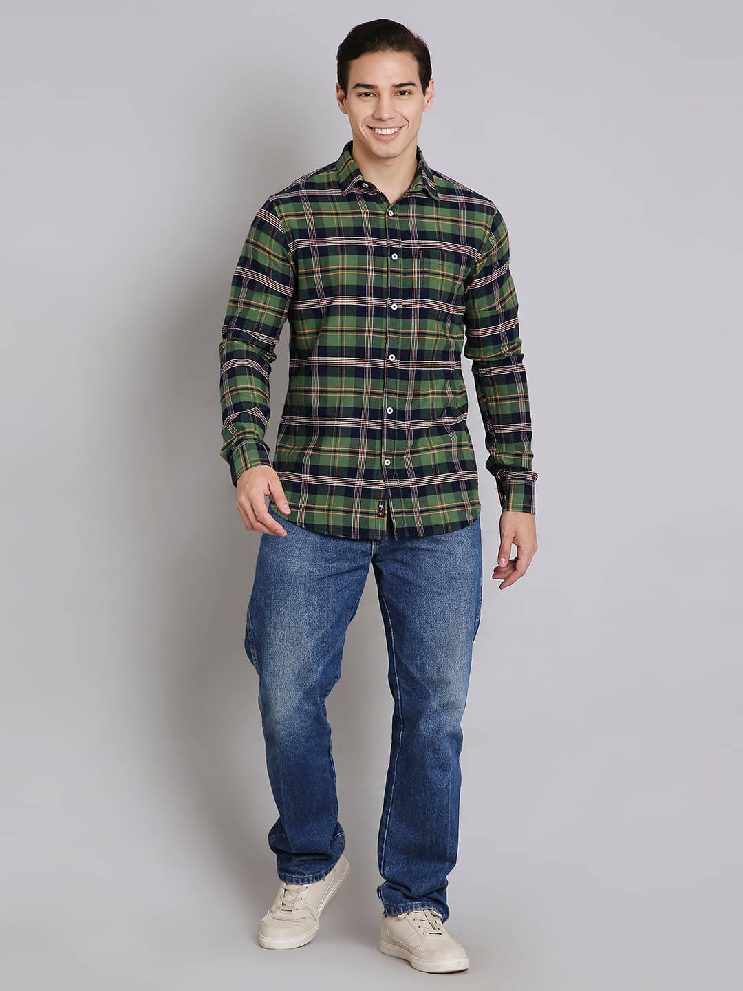 HJ HASASI Cotton Blend Regular Fit Checks Full Sleeves Men's Casual Shirt - Green ( Pack of 1 )     			HJ HASASI Cotton Blend Regular Fit Checks Full Sleeves Men's Casual Shirt - Green ( Pack of 1 )