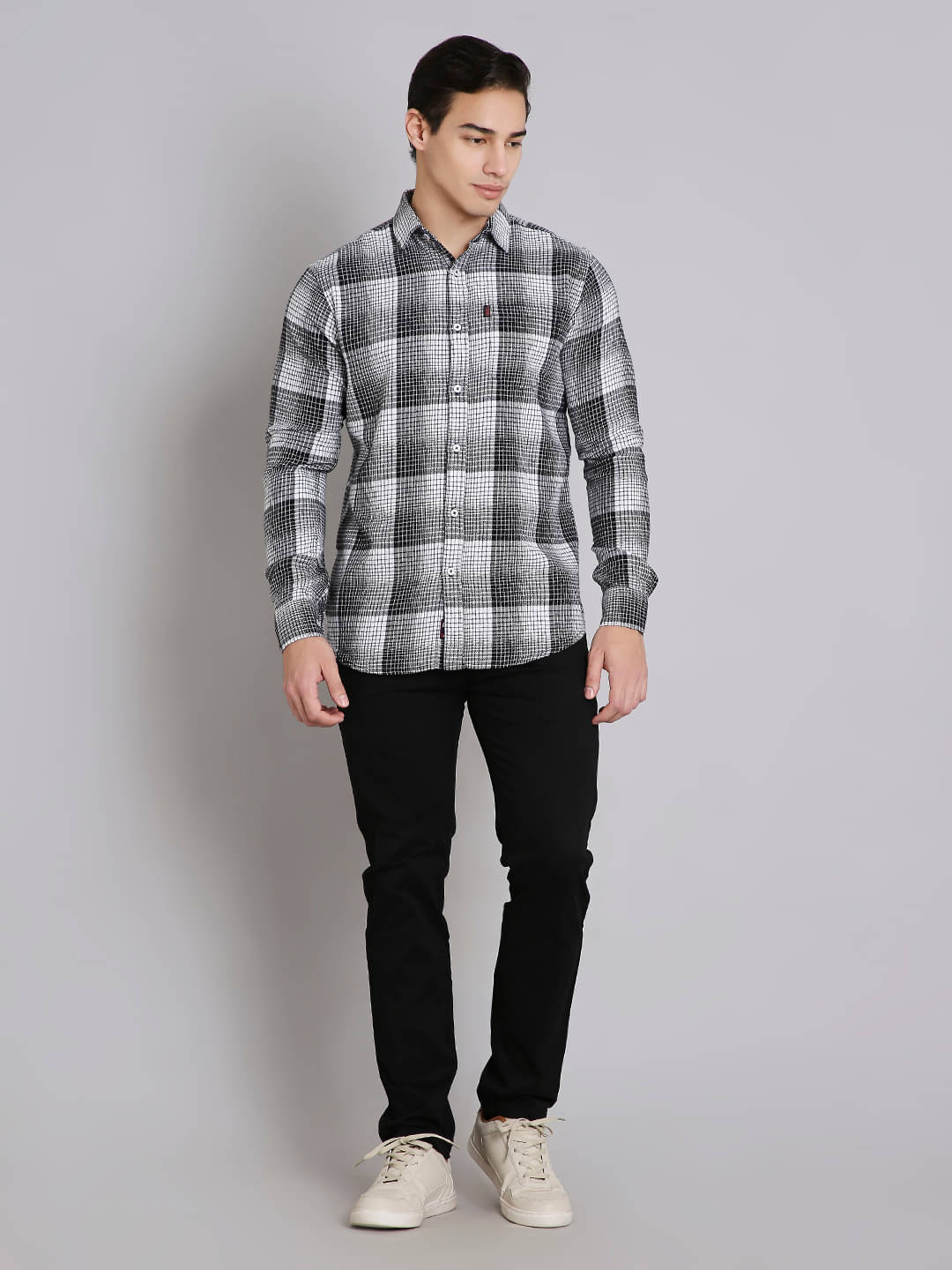     			HJ HASASI Cotton Blend Regular Fit Checks Full Sleeves Men's Casual Shirt - White ( Pack of 1 )