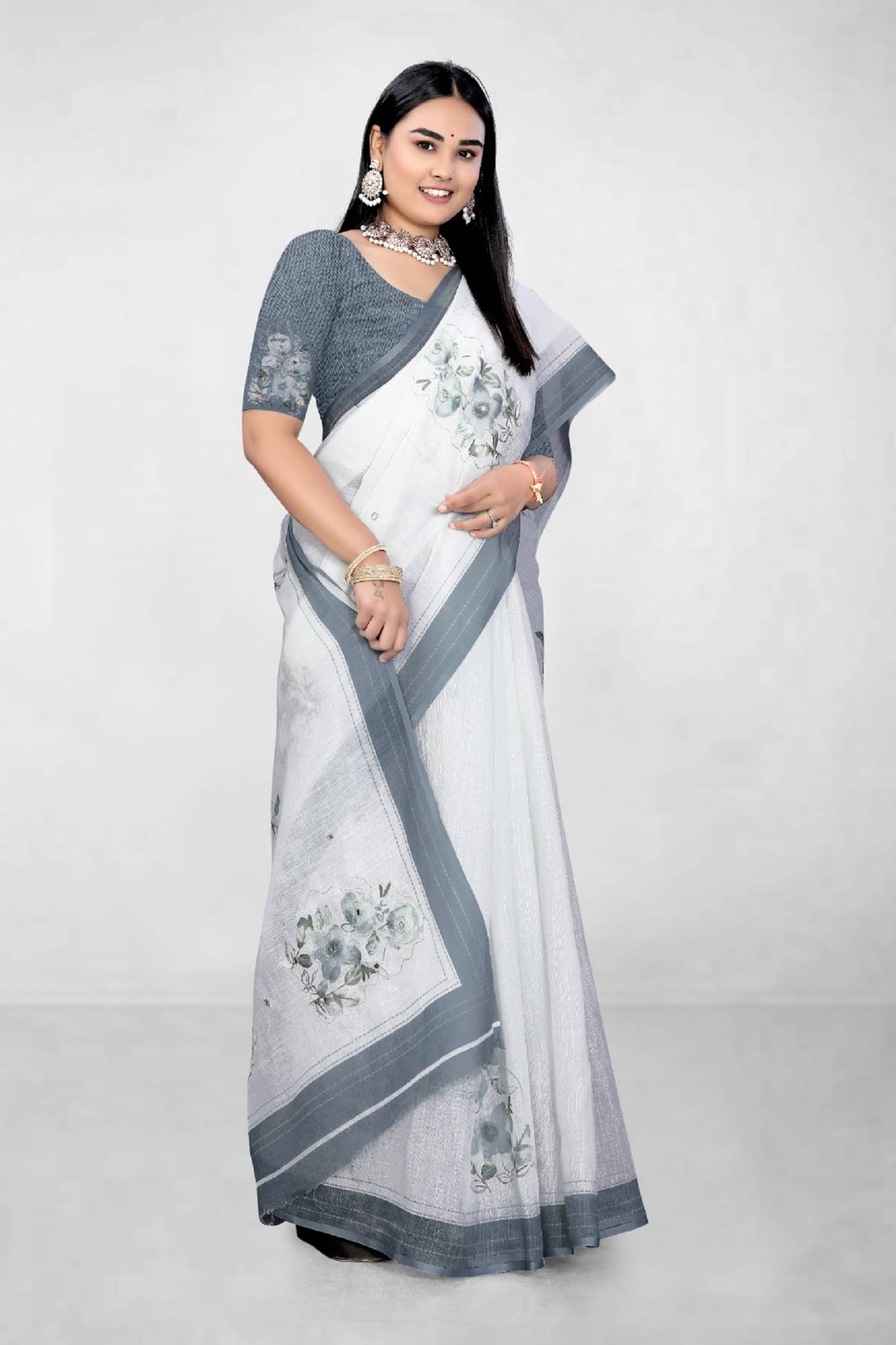 Kalpana Creation Linen Printed Saree With Unstitched Blouse Piece ( Grey ) Kalpana Creation Linen Printed Saree With Unstitched Blouse Piece ( Grey )