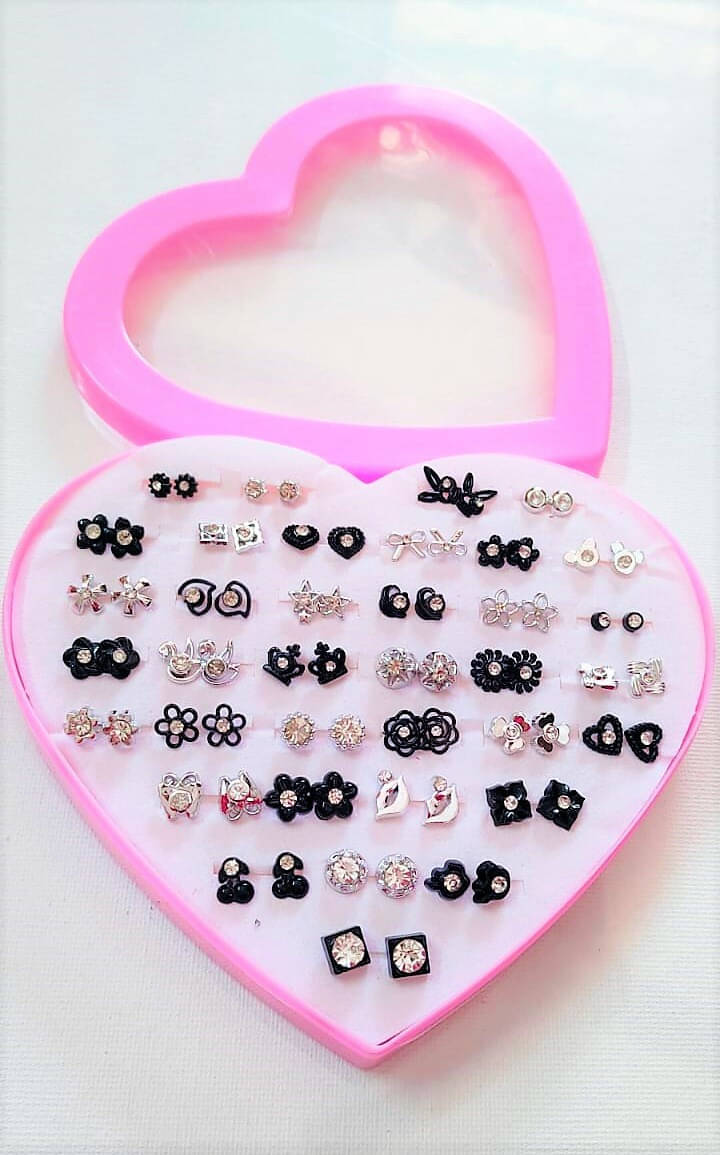     			Mehak Creation Silver Stud Earrings ( Pack of 1 )