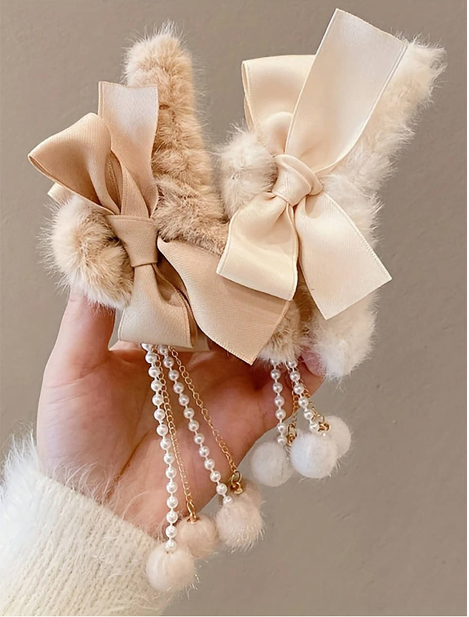     			Rhosyn Beige,Off-White Women's Hair Clip ( Pack of 2 )