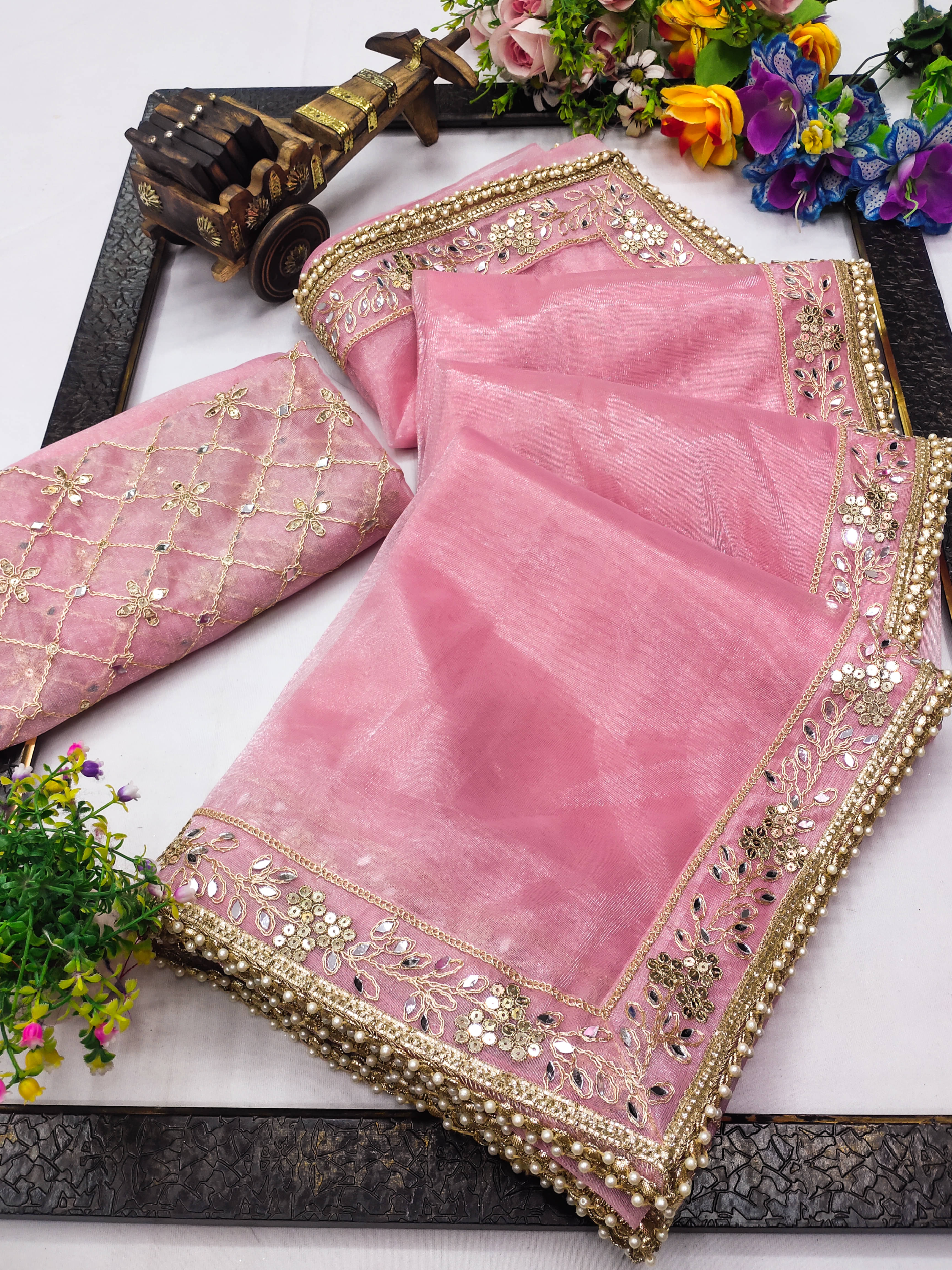 XOOM LADY Net Embroidered Saree With Unstitched Blouse Piece ( Pink ) XOOM LADY Net Embroidered Saree With Unstitched Blouse Piece ( Pink )